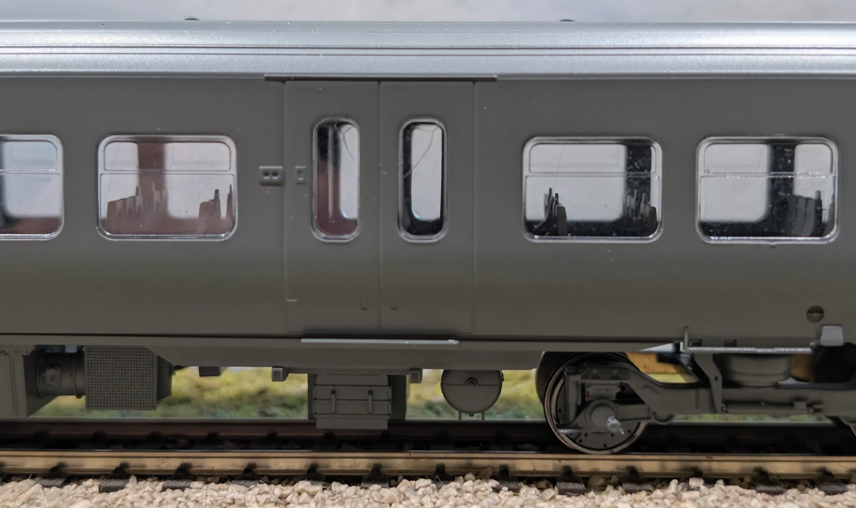 4D-323-004 Class 323 First North Western “Barbie” with Northern branding 3 Car EMU Set - Image 10