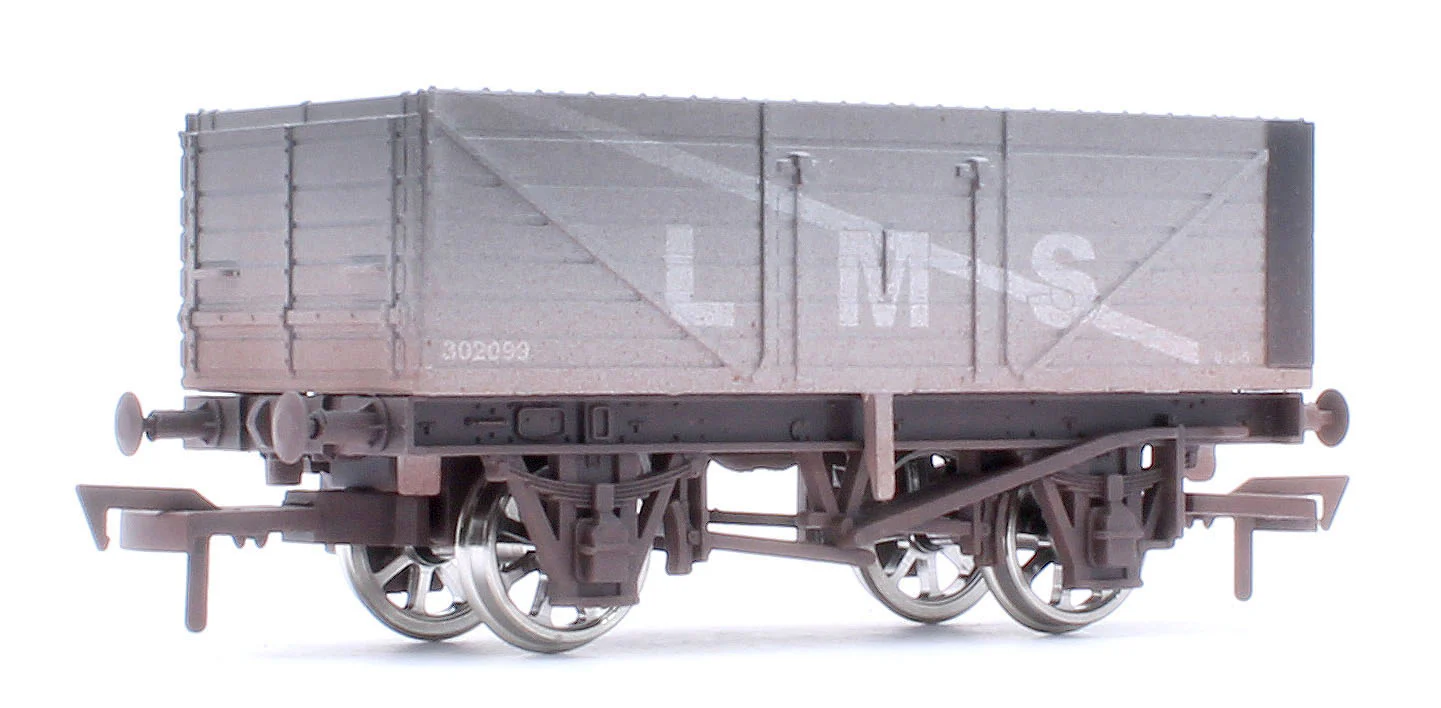 4F-071-175 7 Plank LMS 302099 - Weathered