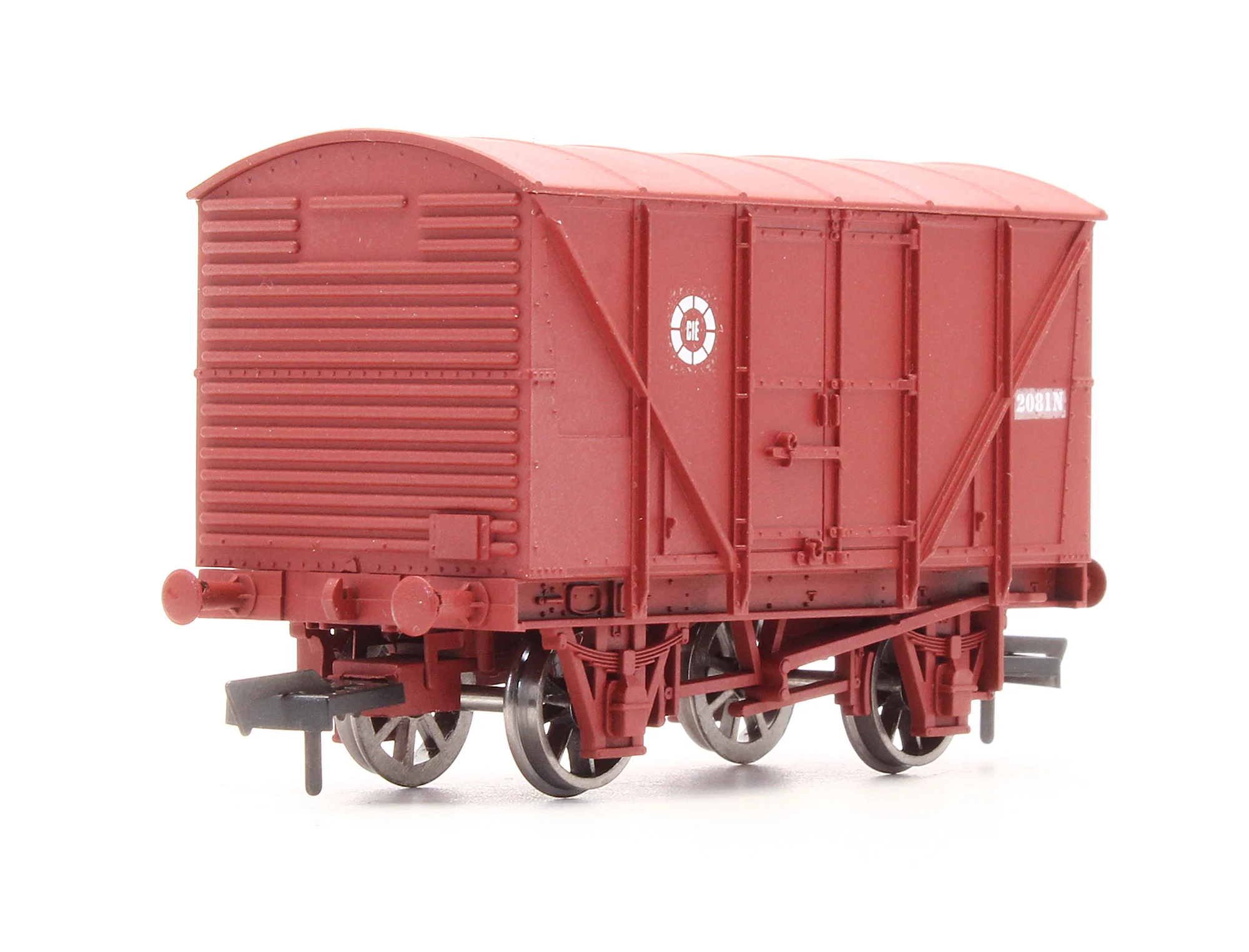 Pre-Owned Set of 3 CIE Red Oxide 10T Van's - Image 4