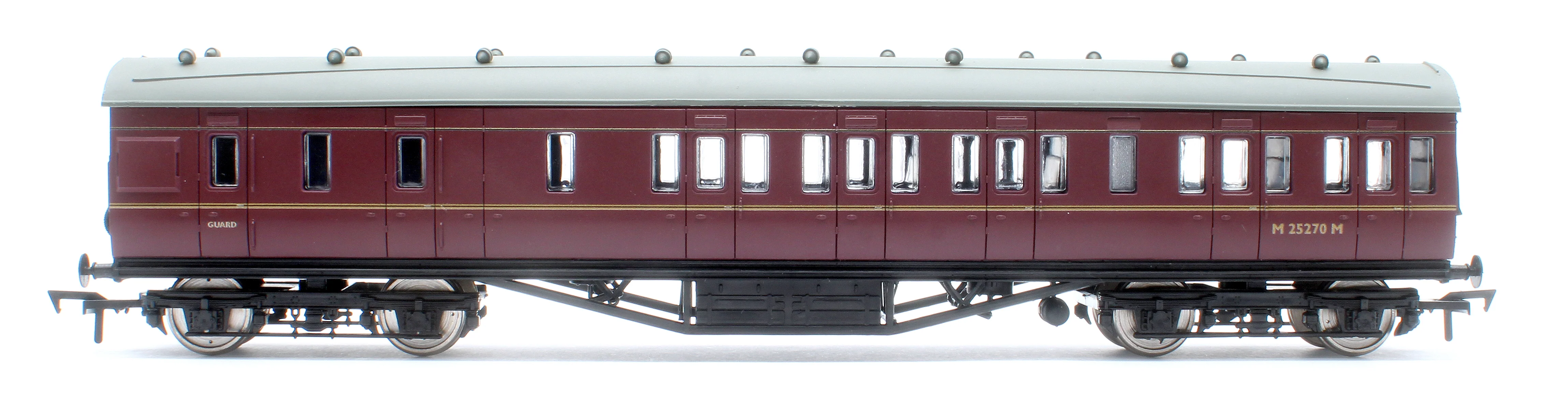 4P-010-302 57ft Stanier Non-Corridor Brake M25270M BR Lined Maroon - Image 4