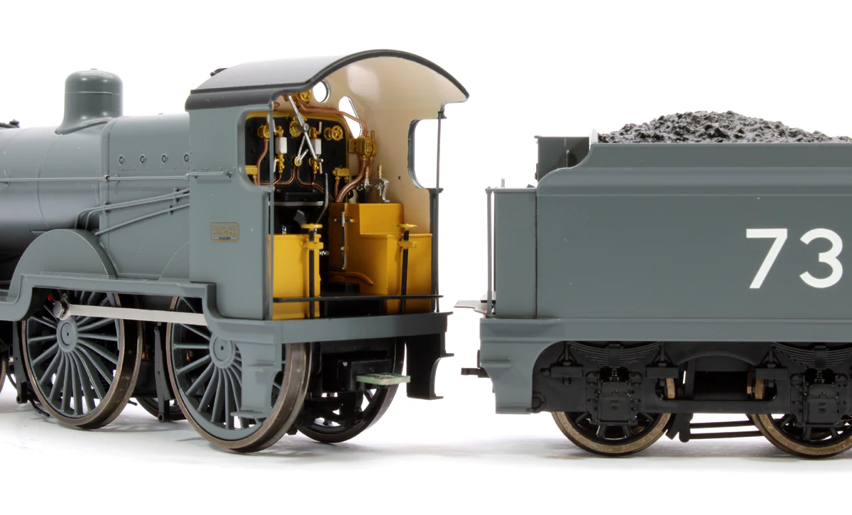 SECR Maunsell D1 Class SECR Grey 4-4-0 Steam Locomotive No.735 (DCC Sound) - Image 6