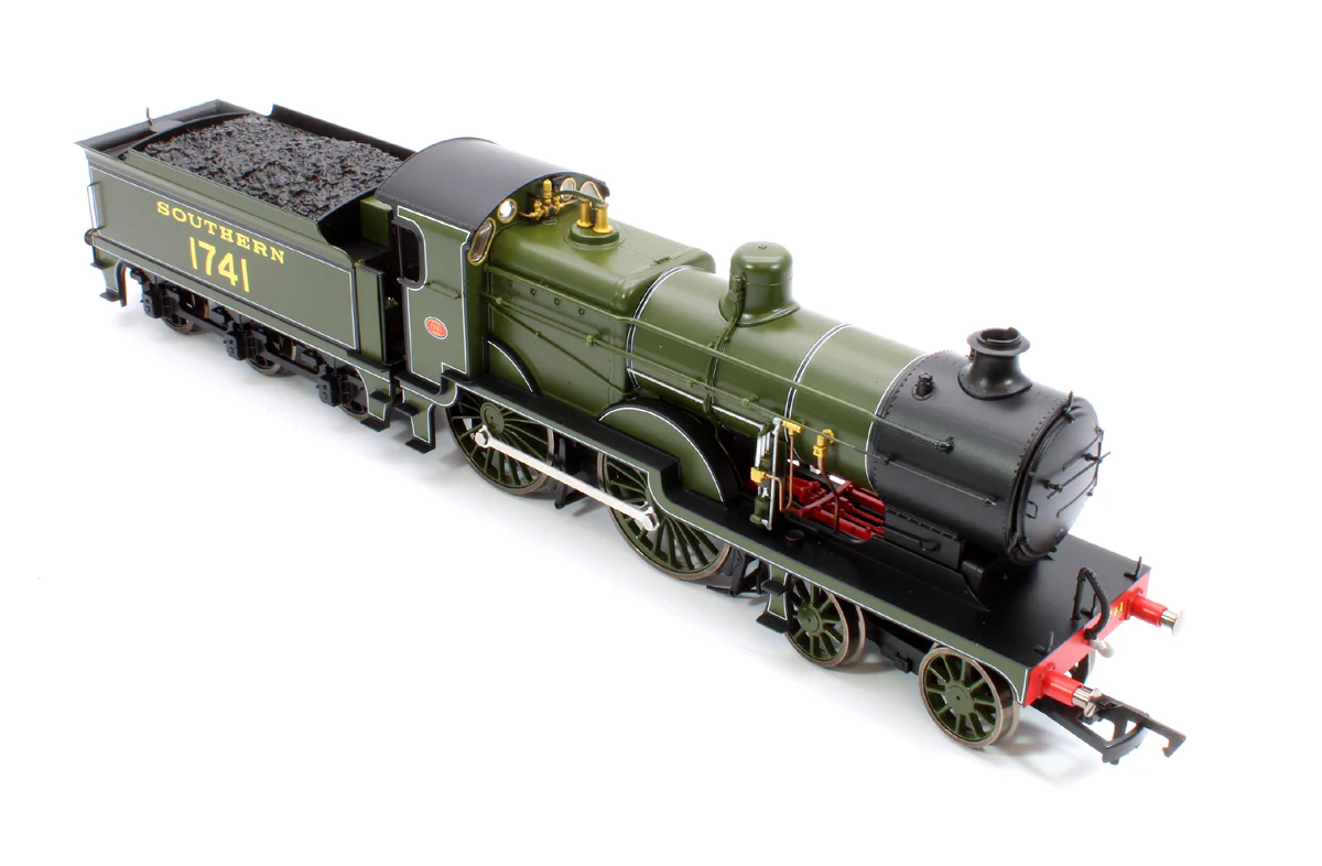 SECR Maunsell D1 Class Southern SR Maunsell Olive Green 4-4-0 Steam Locomotive (with Top Feed) No.1741 - Image 11