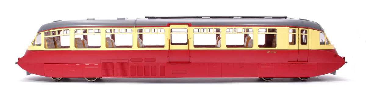7D-011-005D Streamlined Railcar W8W BR Lined Carmine & Cream Diesel Locomotive - DCC Fitted - Image 2