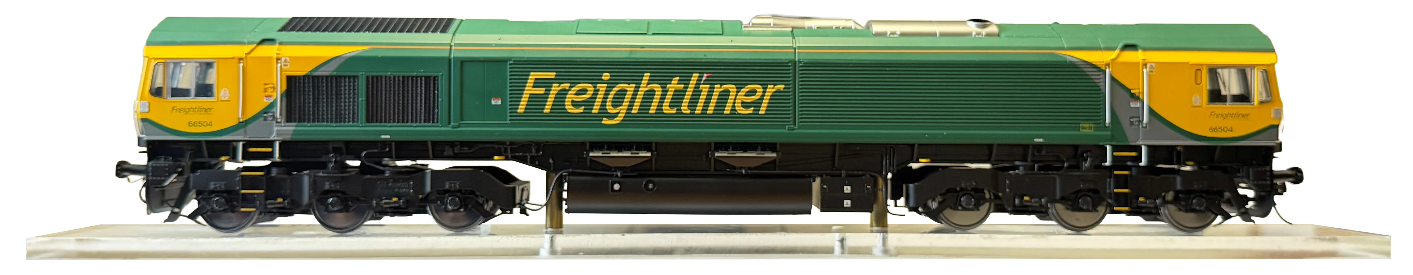 7D-066-002 Class 66 504 Freightliner Powerhaul Livery Diesel Locomotive