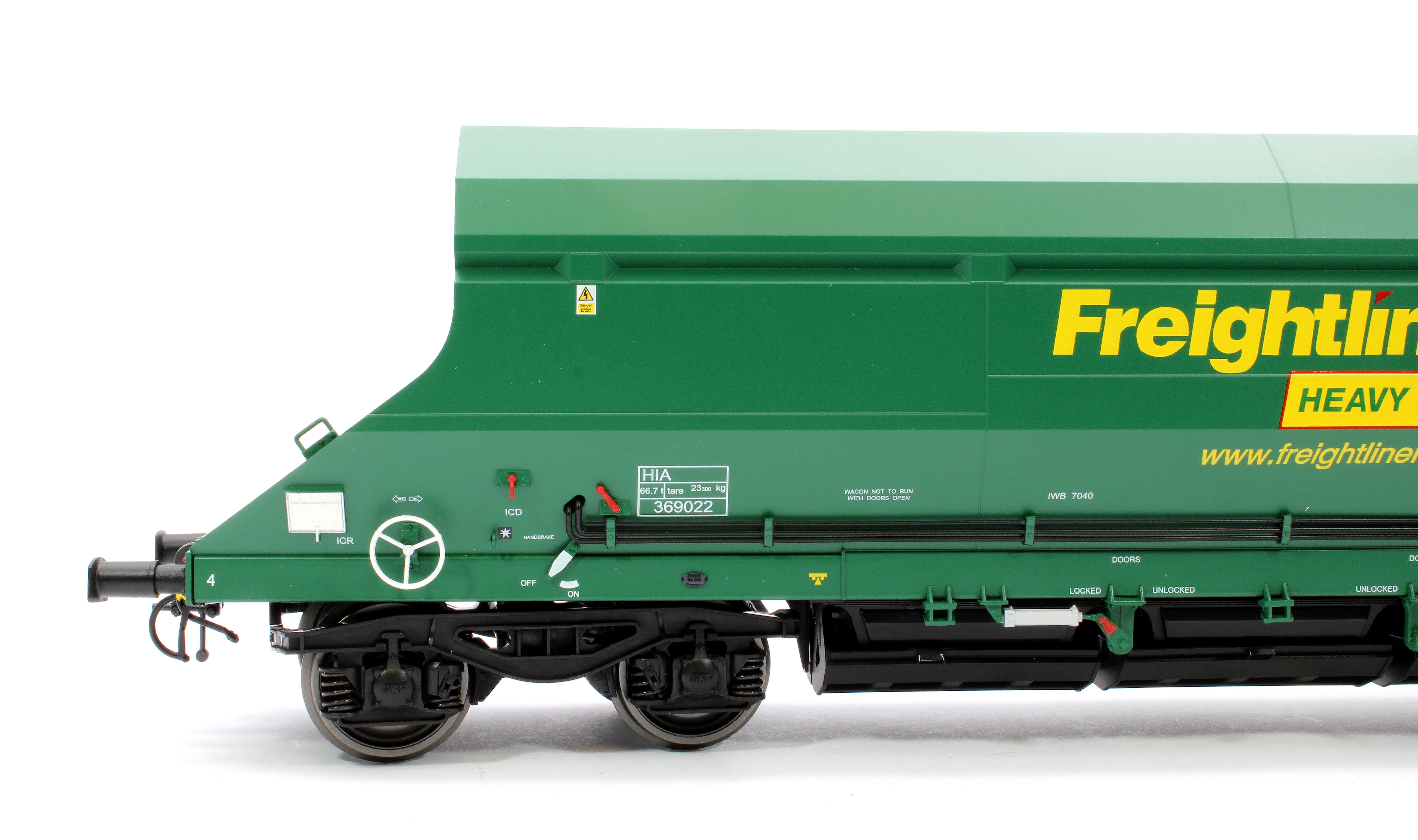 7F-026-002 HIA Freightliner Green Heavy Haul Limestone Hopper 369022 - Image 4