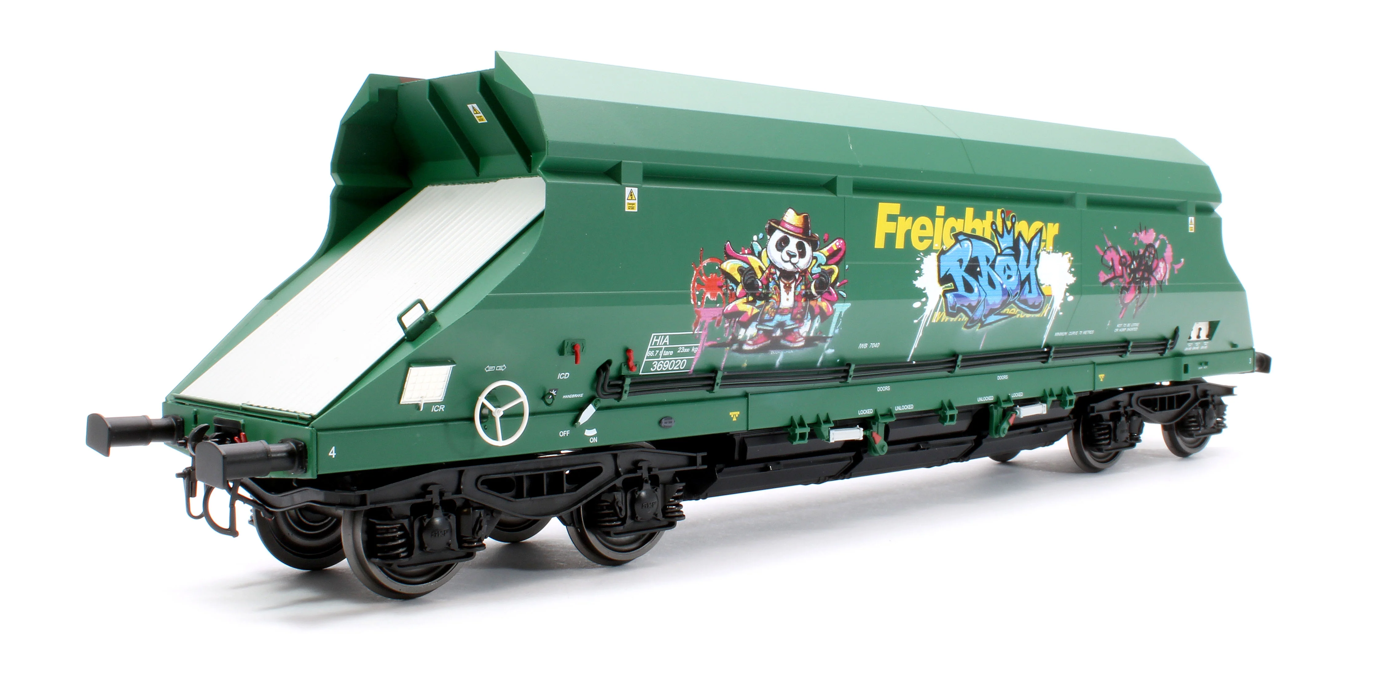7F-026-006G1 HIA Freightliner Green Heavy Haul Limestone Hopper 369020 Graffiti