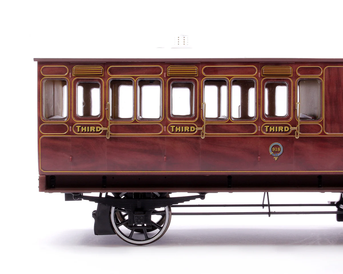7P-020-002L Stroudley 4 Wheel Suburban Oil Lit Brake 3rd Mahogany 918 - Light Bar Fitted - Image 5
