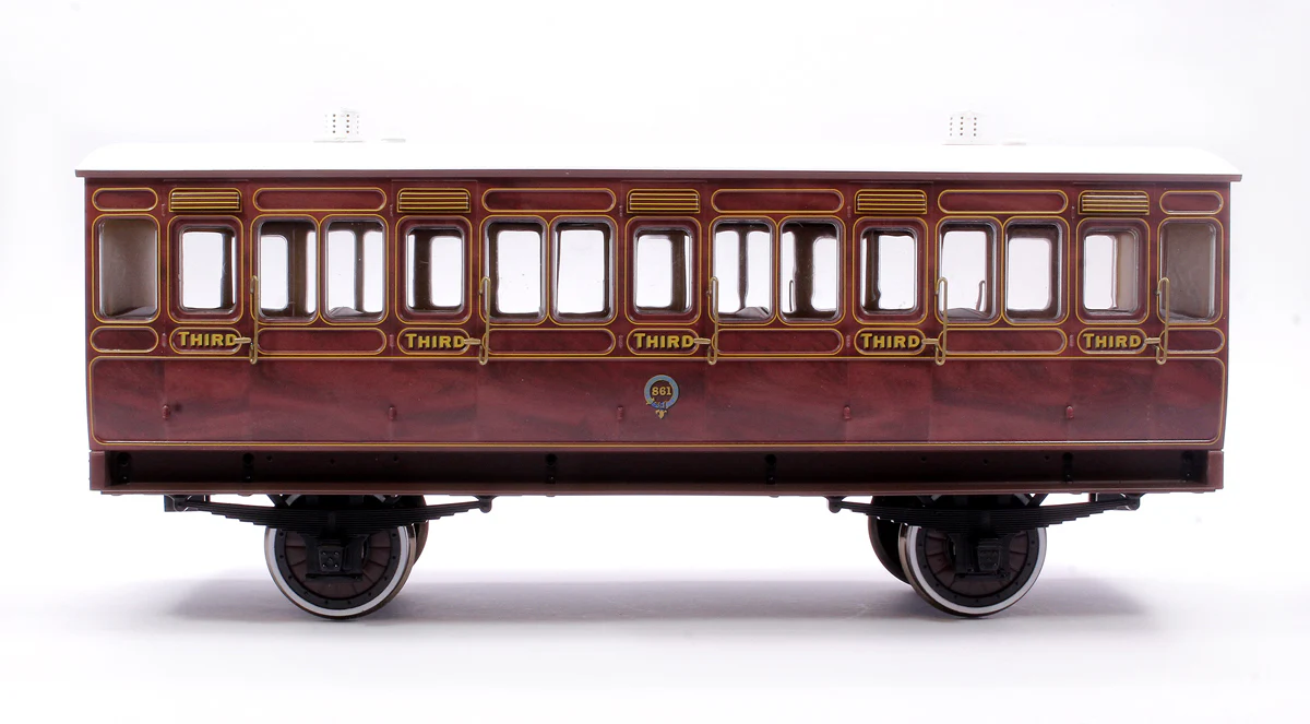 7P-020-100L Stroudley 4 Wheel Suburban Oil Lit 3rd Mahogany 861 - Light Bar Fitted - Image 2