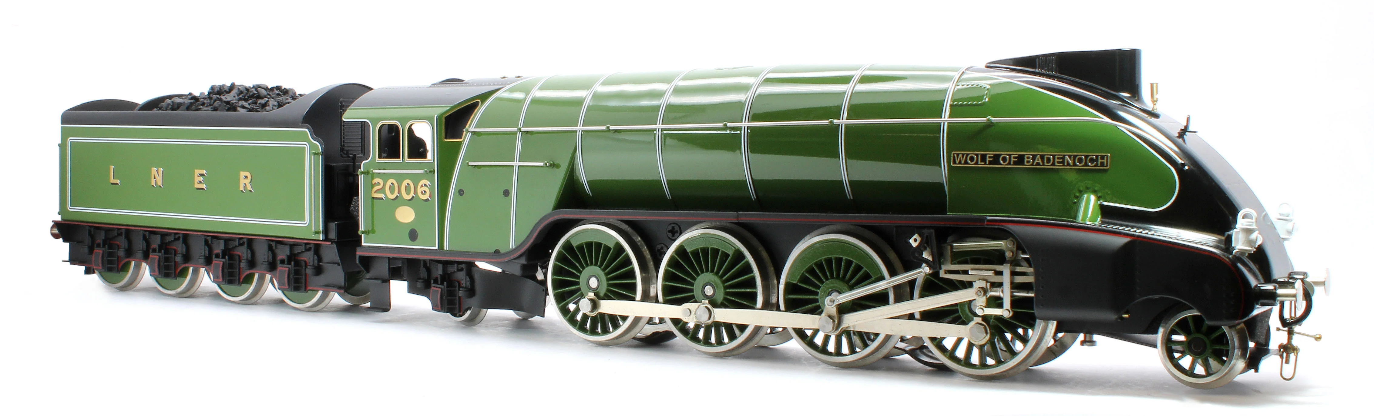 E/36-B1-WB P2 Class Streamlined "Wolf of Badenoch" 2-8-2 LNER Lined Apple Green No. 2006 Steam Locomotive - Image 4
