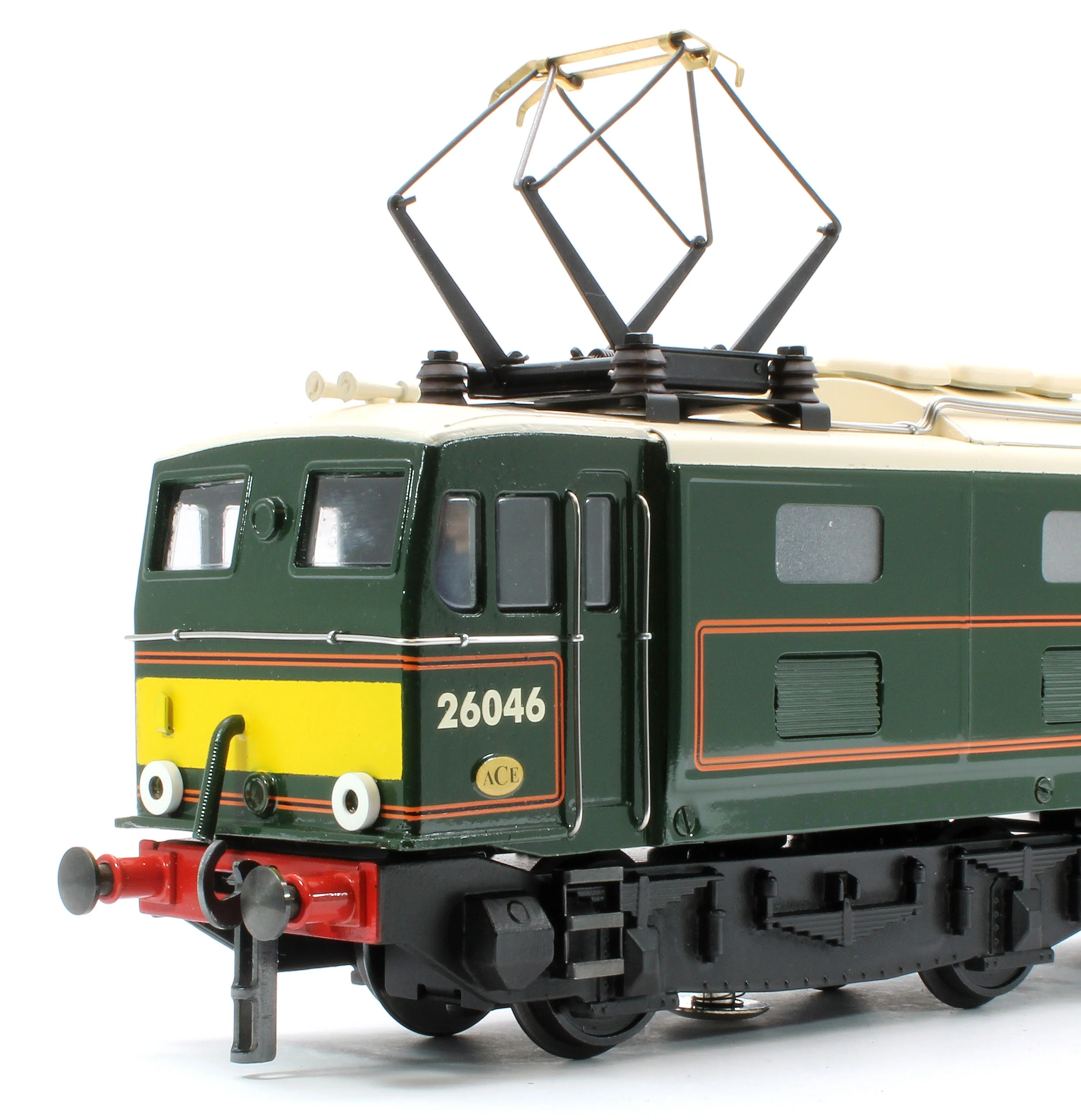 E/49-B4 "EM1" BR Class 76 "Archimedes" (Post 1956) Lined Gloss Green with Small Yellow Ends No.E26046 Electric Locomotive - Image 6