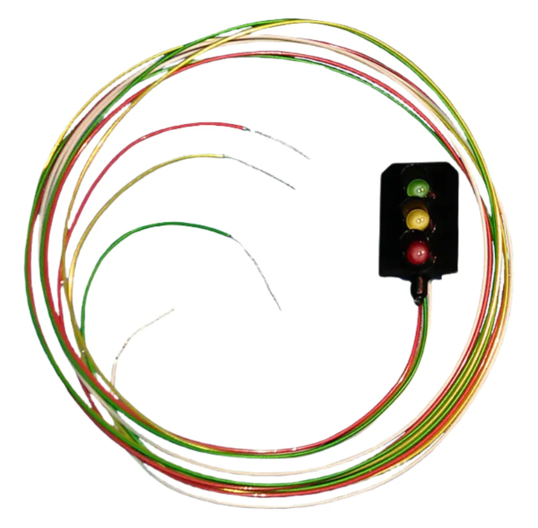 BH09 3 Aspect Square Signal Head (R/Y/G) Long Wires