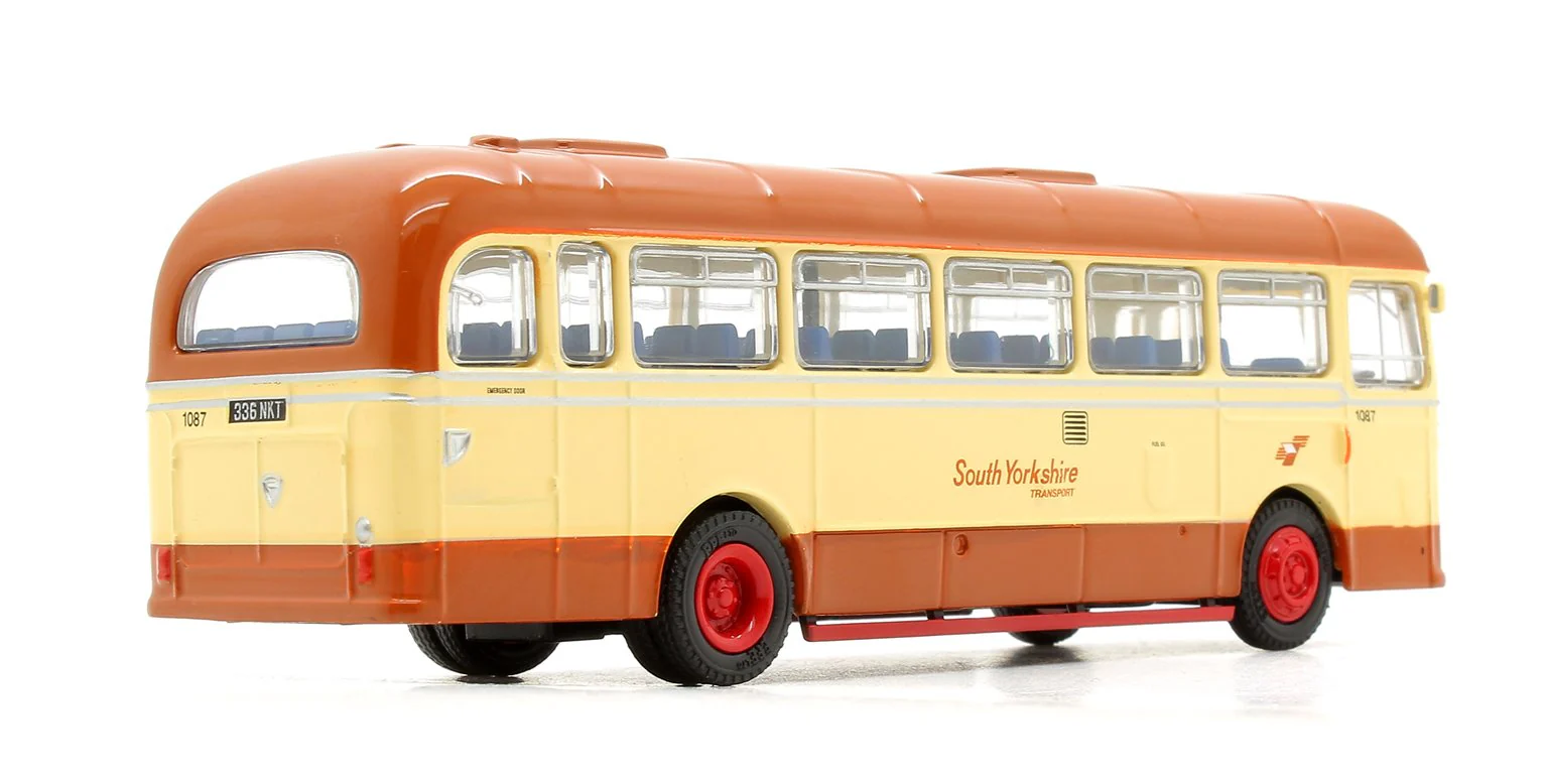 E24332 BET AEC Reliance South Yorkshire PTE - Image 3