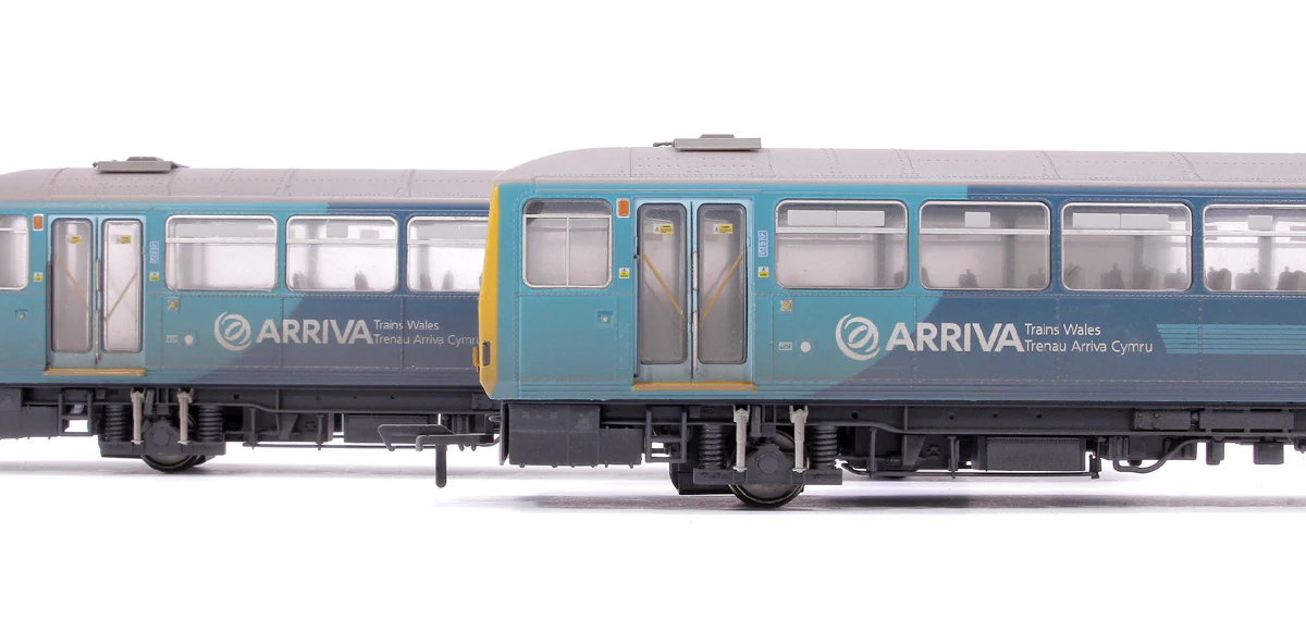 E83024 Class 143 2-Car DMU 143608 Arriva Trains Wales (Revised) - Weathered - Image 11