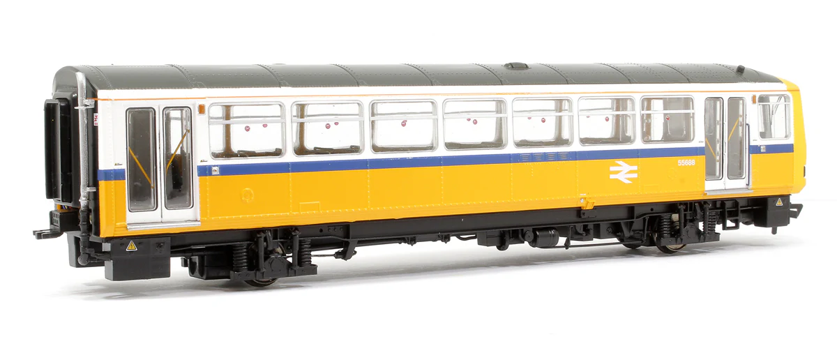 E83025 Class 143 2-Car DMU 143622 BR Tyne & Wear PTE - Image 6