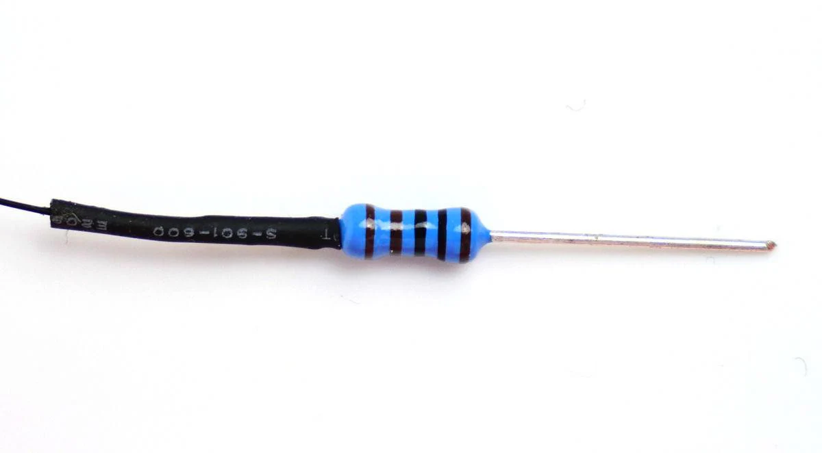GM276 3 Aspect Platform Mounted Signal - Image 2