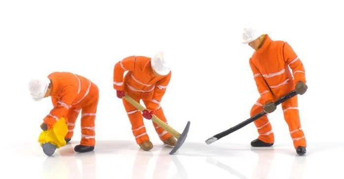 GM951 Manual Workers (6) Figure Set - Image 3