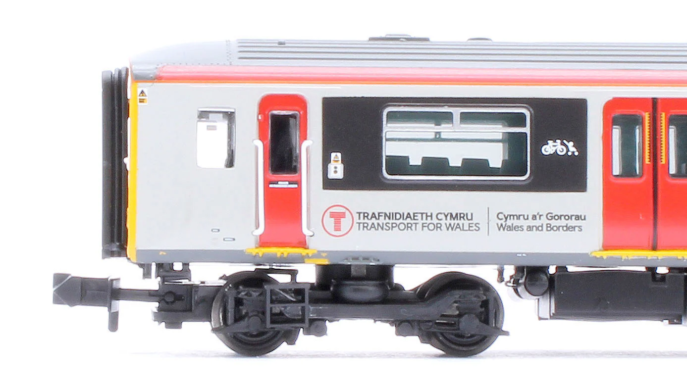 371-339SF Class 150/2 2-Car DMU 150213 Transport for Wales - DCC Sound - Image 10