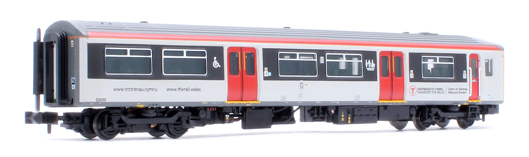 371-339SF Class 150/2 2-Car DMU 150213 Transport for Wales - DCC Sound - Image 8