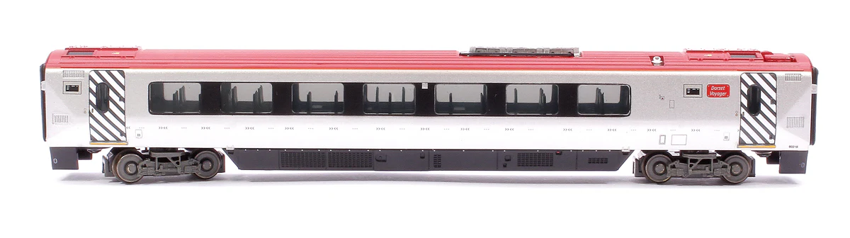 371-680 Class 220 4-Car DEMU 220018 'Dorset Voyager' Virgin Trains (Revised) - Image 5