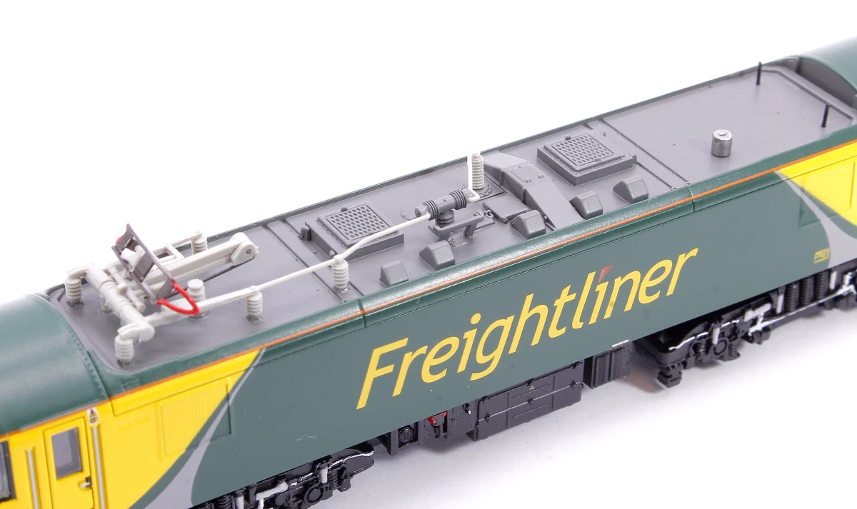 371-790SF Class 90/0 90042 Freightliner 'PowerHaul' No. 90042 Electric Locomotive - DCC Sound - Image 11