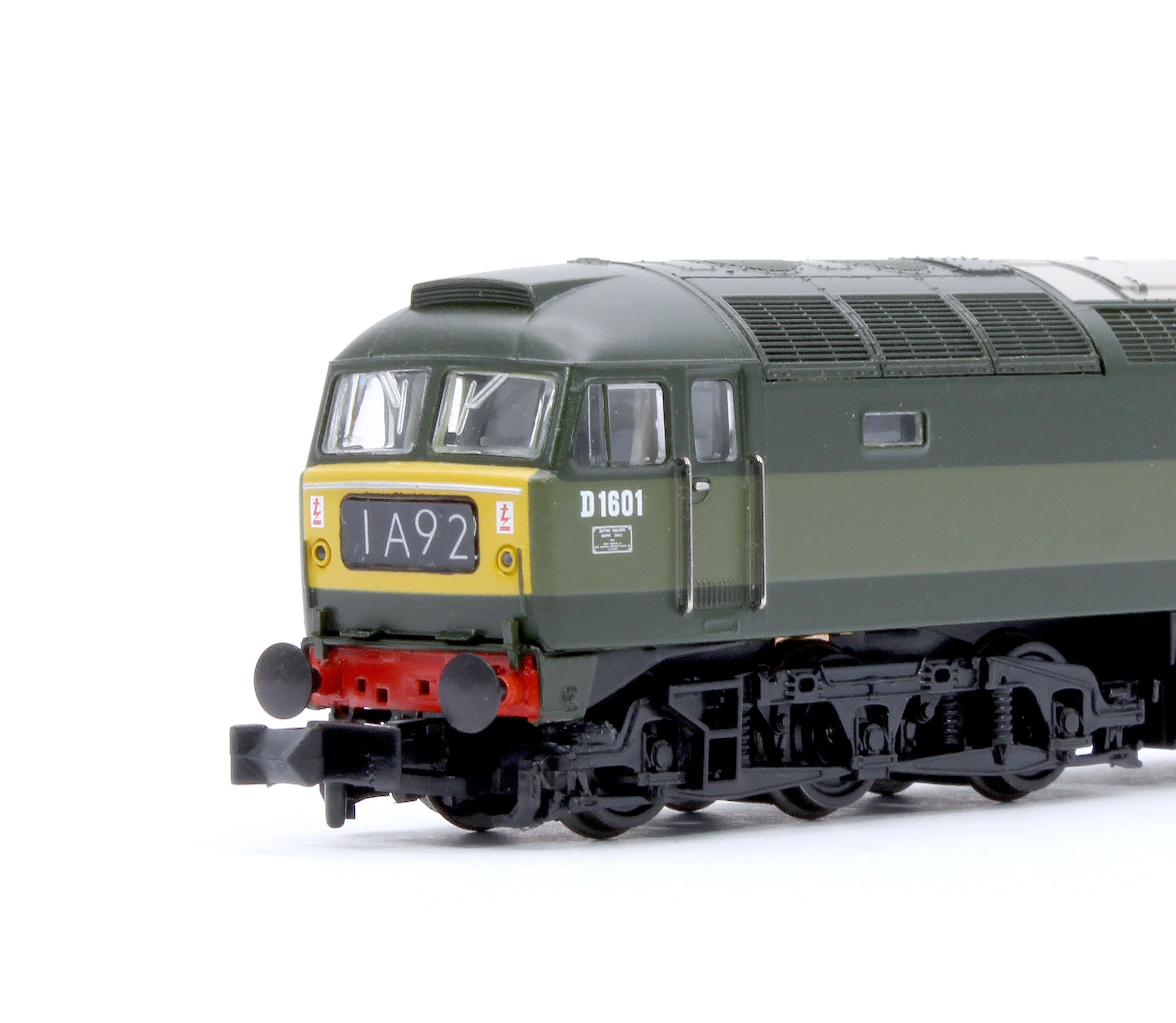 371-825E Class 47/0 D1601 BR Green (Small Yellow Panels) Diesel Locomotive - Image 5