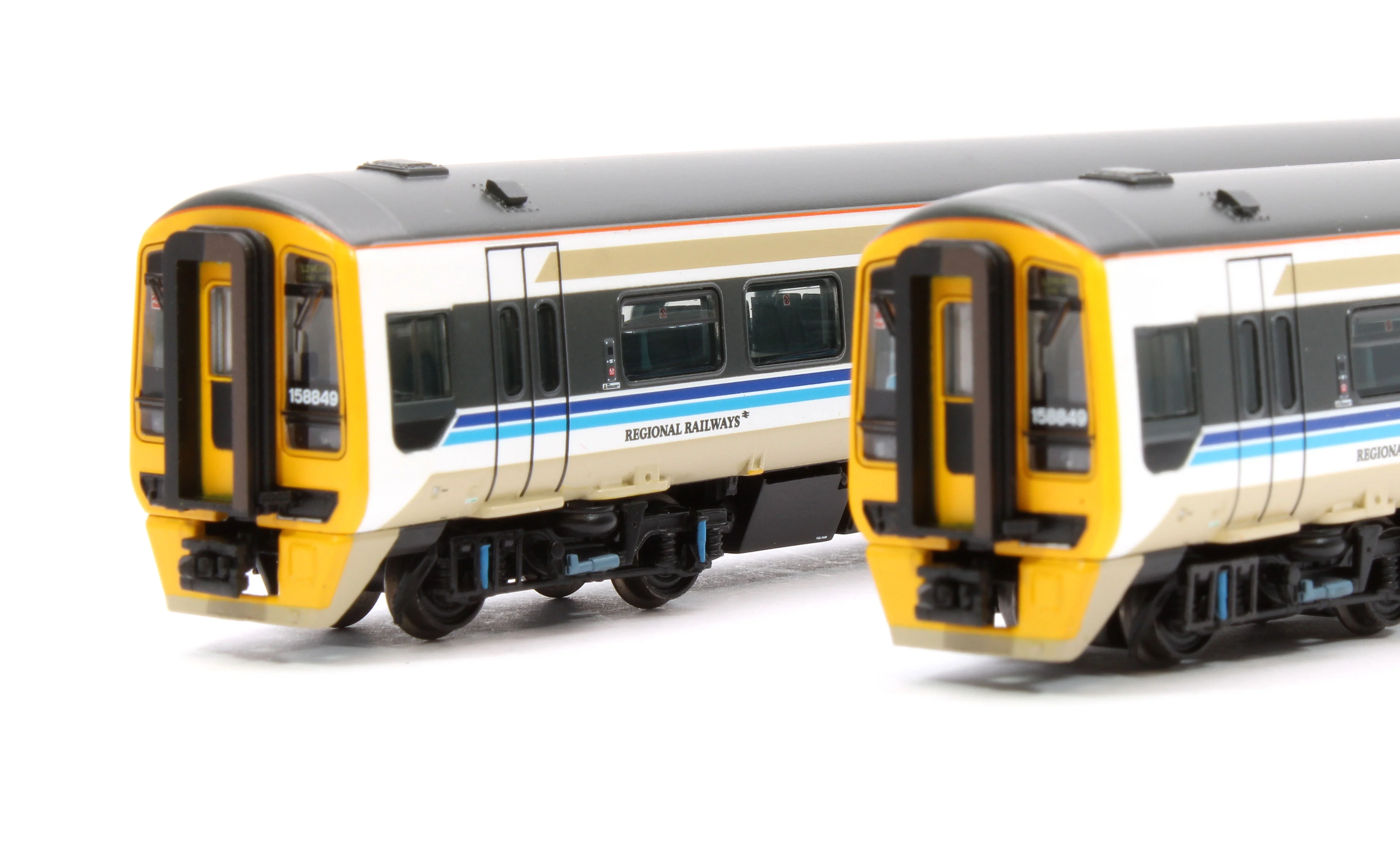 371-850 Class 158 2-Car DMU 158849 BR Regional Railways - Image 8