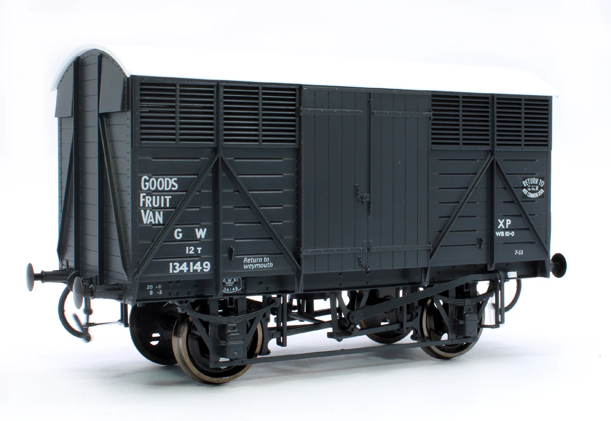 7F-067-001 Great Western Fruit A Van Grey 134149