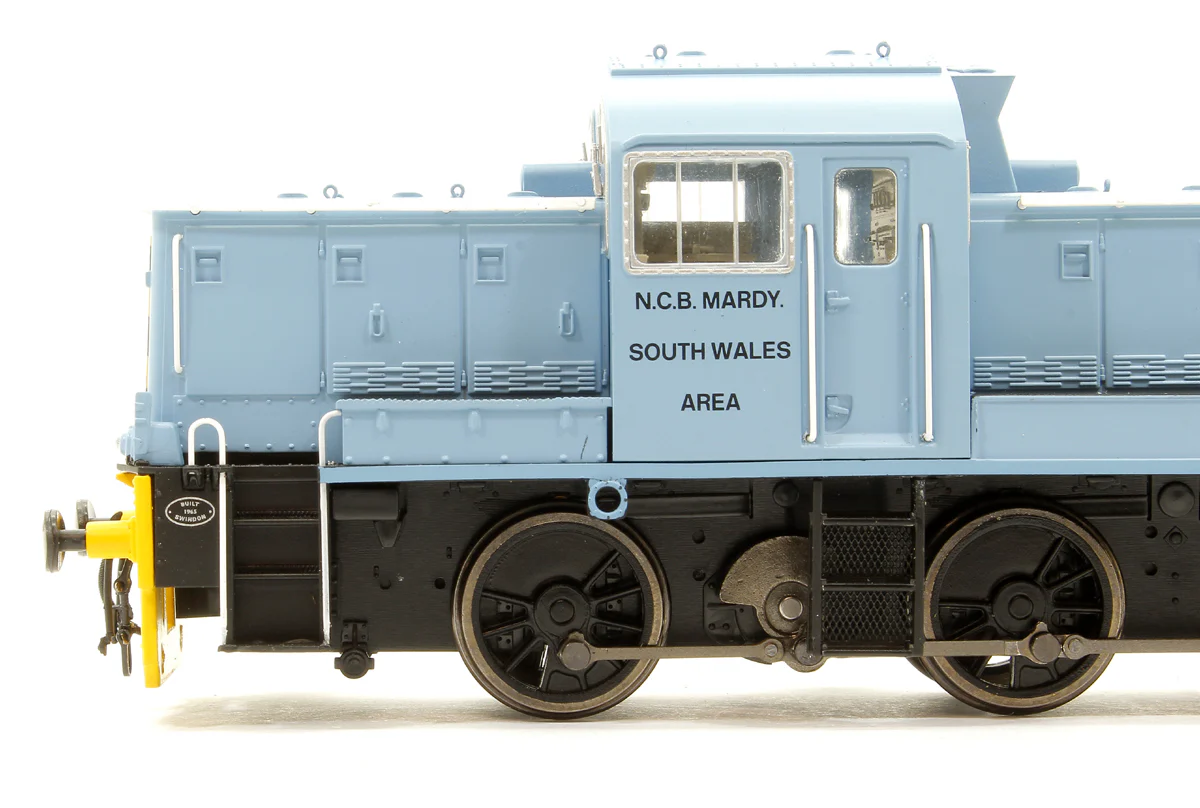 1416 Class 14 NCB South Wales Pale Blue D9530 Diesel Locomotive - Image 8