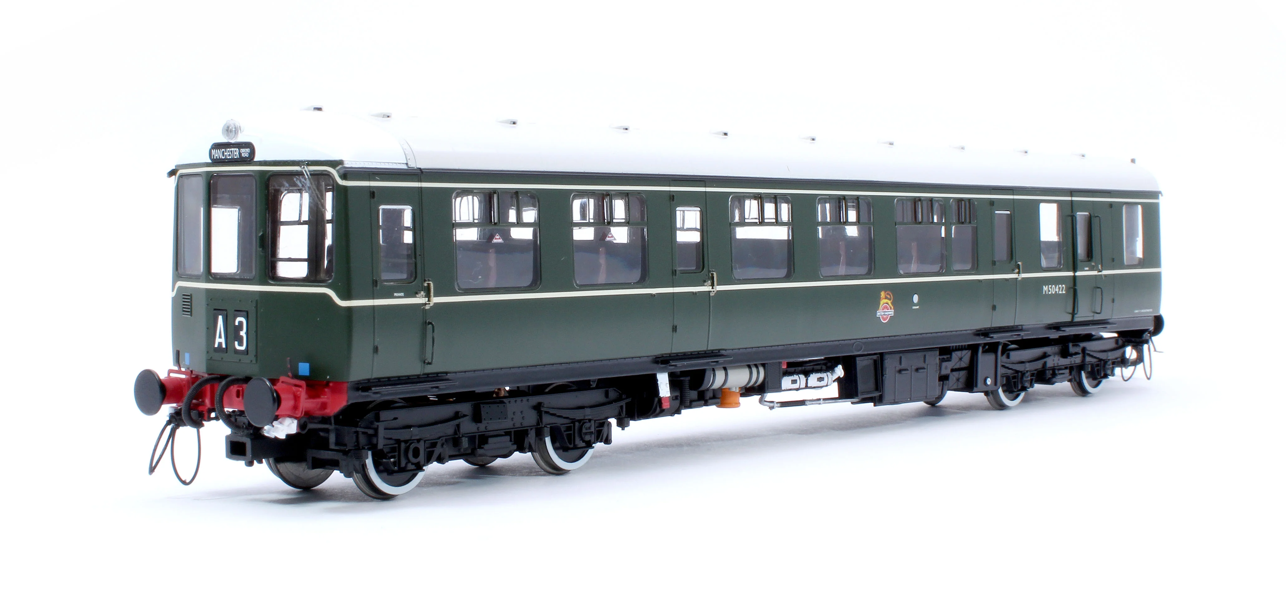 1450 Class 104 3 Car DMU M50422/M59134/M50426 BR Green (Early) with Lion & Wheel Emblem - Image 3