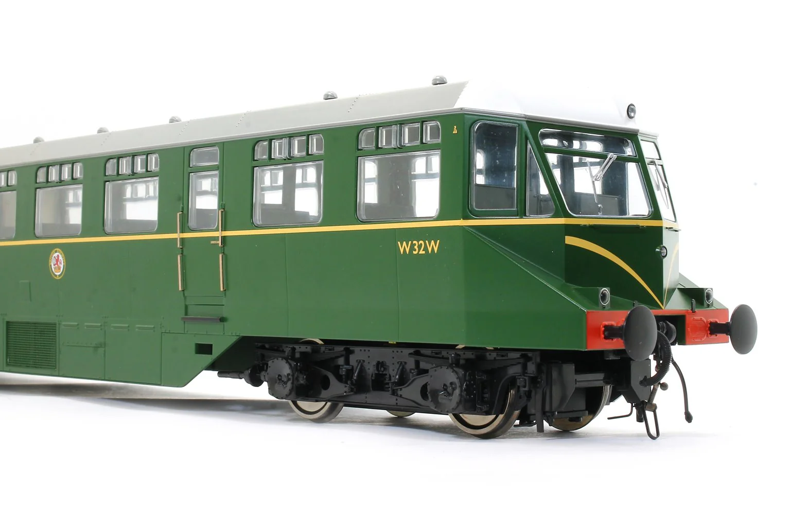1904 GWR AEC ‘Razor Edge' Railcar BR green with speed whiskers (white cab roofs) No.W32W Diesel Locomotive - Image 6