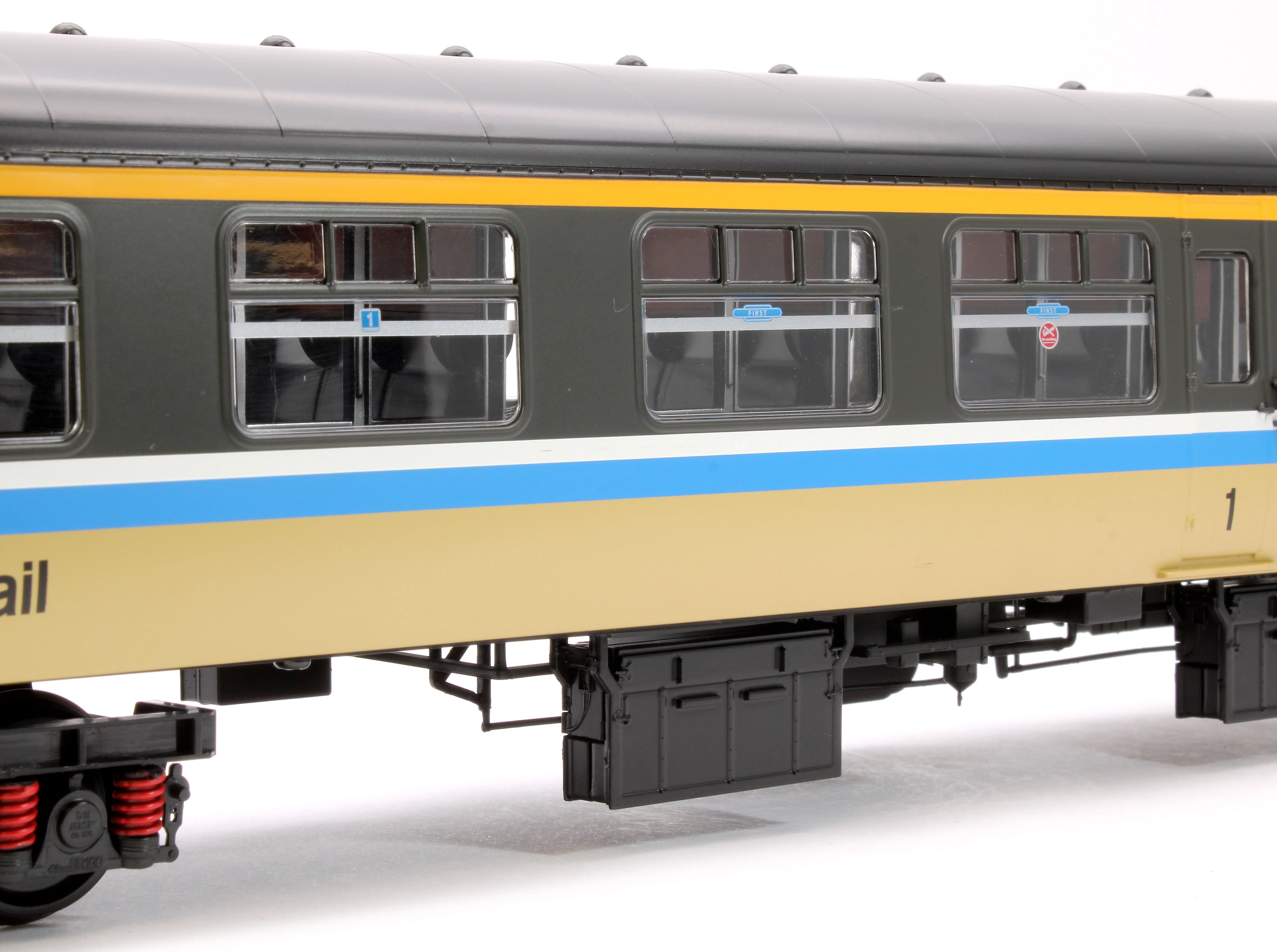 2434 ScotRail MK2 13424 First Corridor (FK) Passenger Coach - Image 3