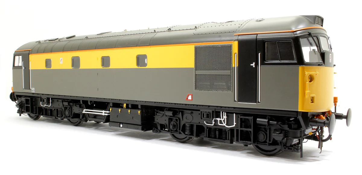 2682 Class 26 BR Civil Engineers ‘Dutch’ Grey/Yellow (Unnumbered) Diesel Locomotive - Image 4