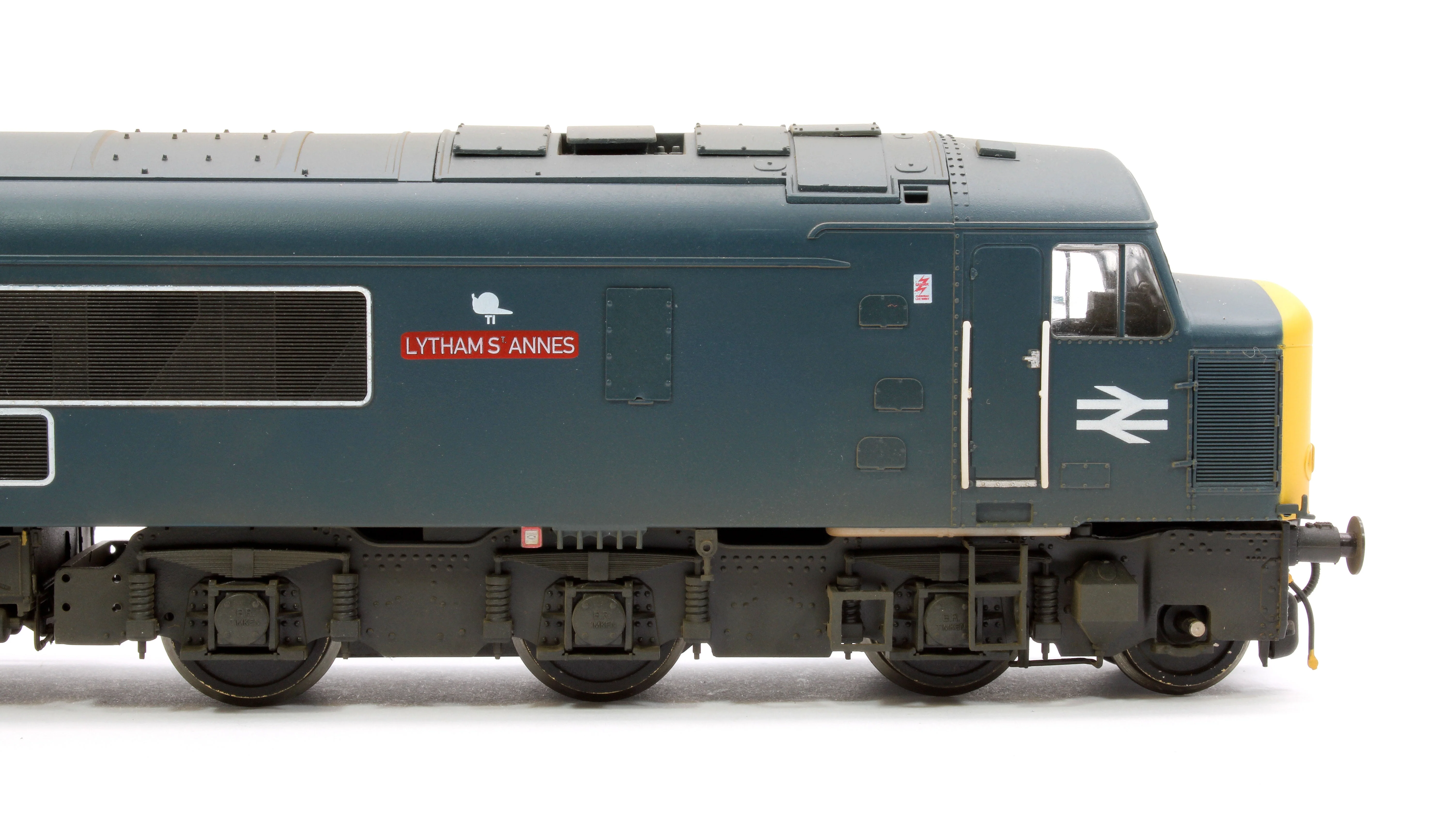 45303 Pre-Owned Class 45/1 97409 'Lytham St Annes' BR Blue (Tinsley painted names) Diesel Locomotive - Weathered - Image 8