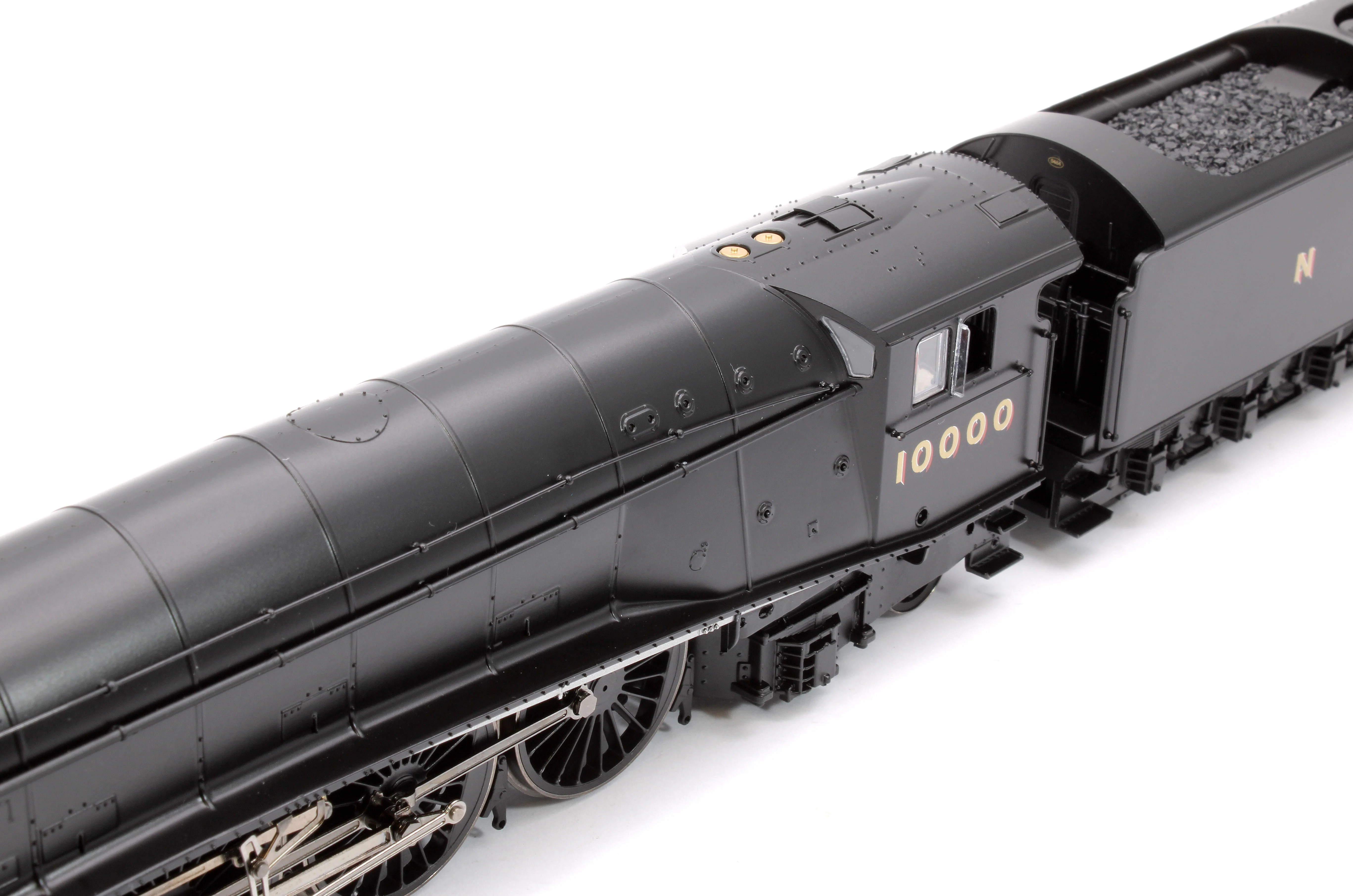 R30124 LNER W1 Class 'Hush Hush' Streamlined 4-6-4 10000 - Image 11