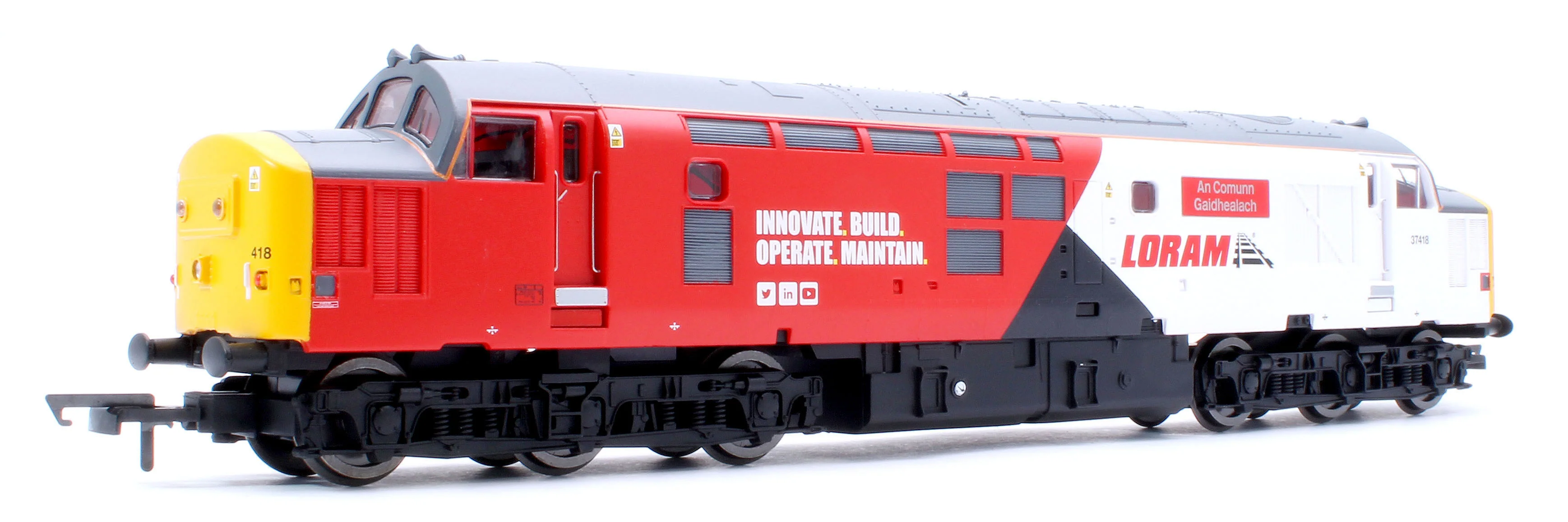 R30436TXS RailRoad Class 37 Loram 'An Comunn Gaidhealach' 37418 Diesel Locomotive - DCC Sound - Image 4