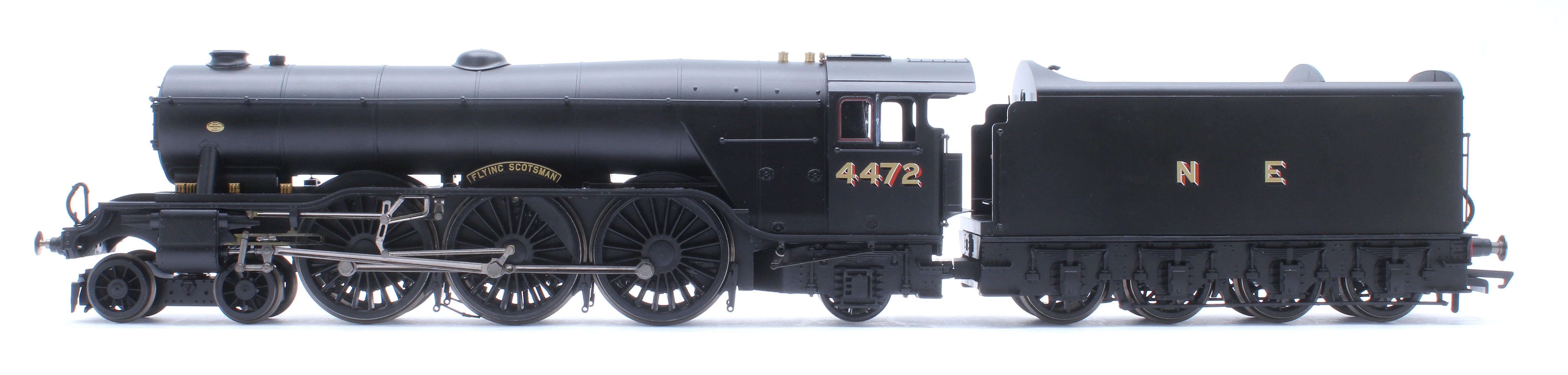 R30454 Class A3 4-6-2 LNER No.4472 'Flying Scotsman' (WWII 80th Anniversary Collection) Steam Locomotive - Image 5