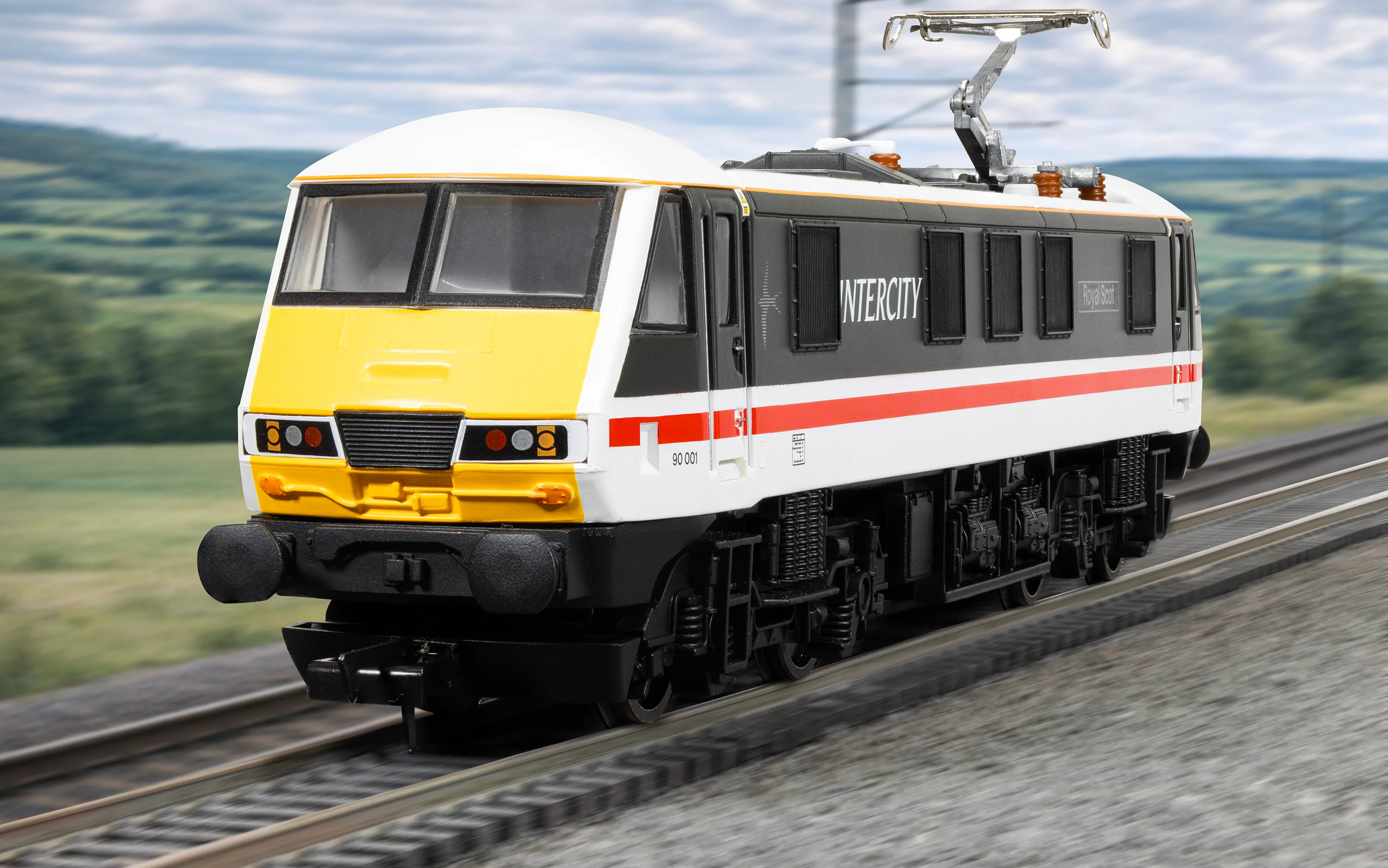 R30529TXS RailRoad Class 90 Intercity 90001 'Royal Scot' Electric Locomotive - DCC Sound - Image 14