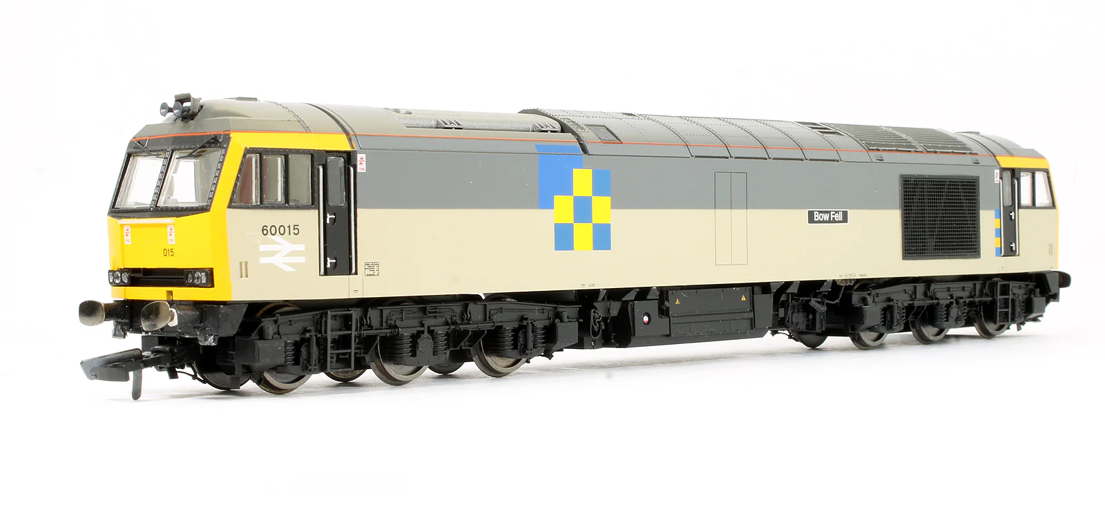 R3743 BR Sub Sector Class 60 'Bow Fell' 60015 Diesel Locomotive