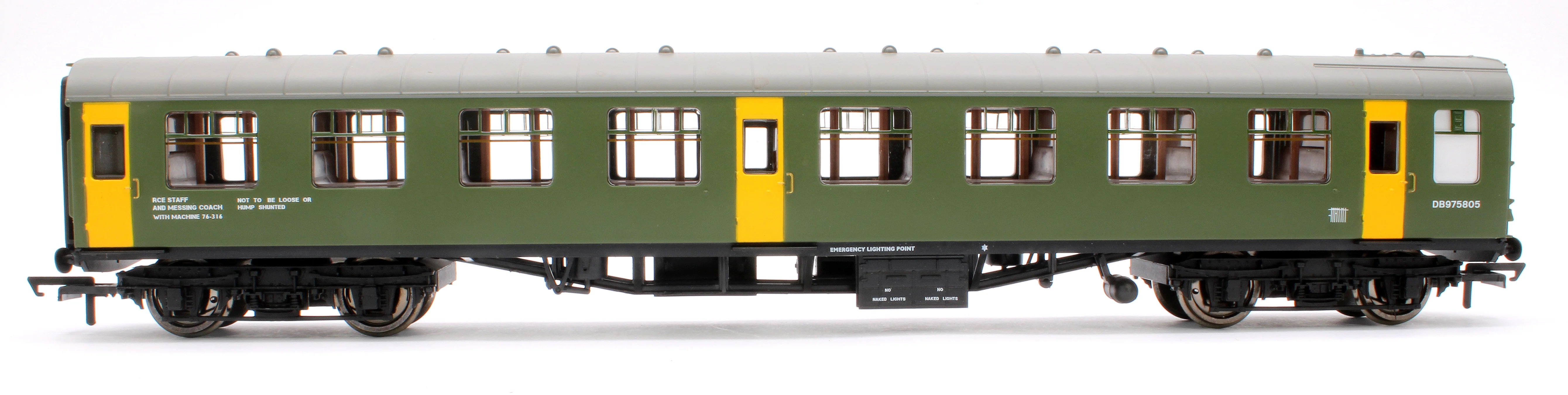 R40006 ex-Mk1 SK Ballast Cleaner Train Staff Coach BR Departmental DB 975805 - Image 2