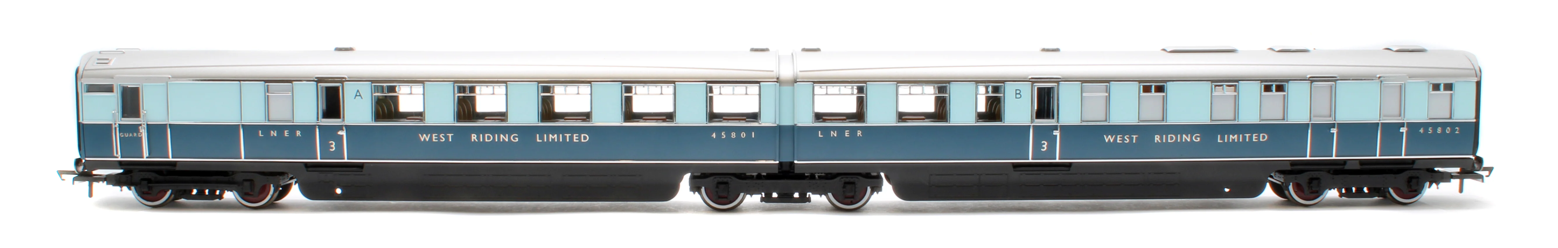 R40477 LNER West Riding Limited Brake Third & Kitchen Third Articulated Coach Pack - Image 2