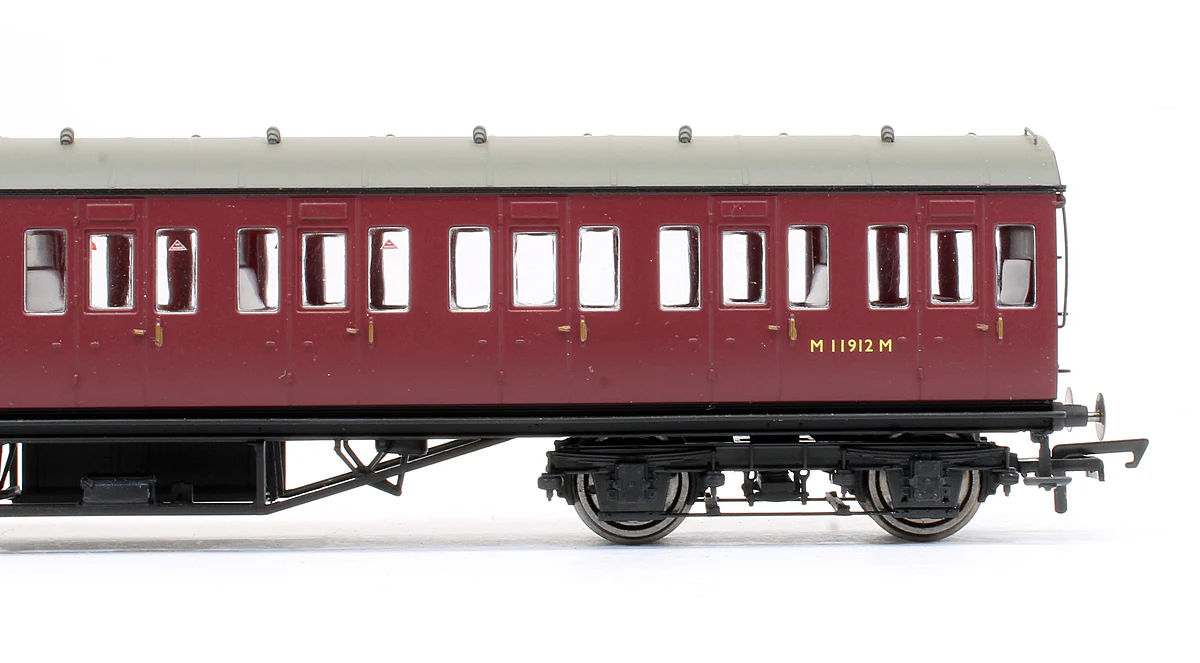 R4690 BR (Ex-LMS) Maroon Non Corridor 3rd Class Coach 'M11912M' - Image 3