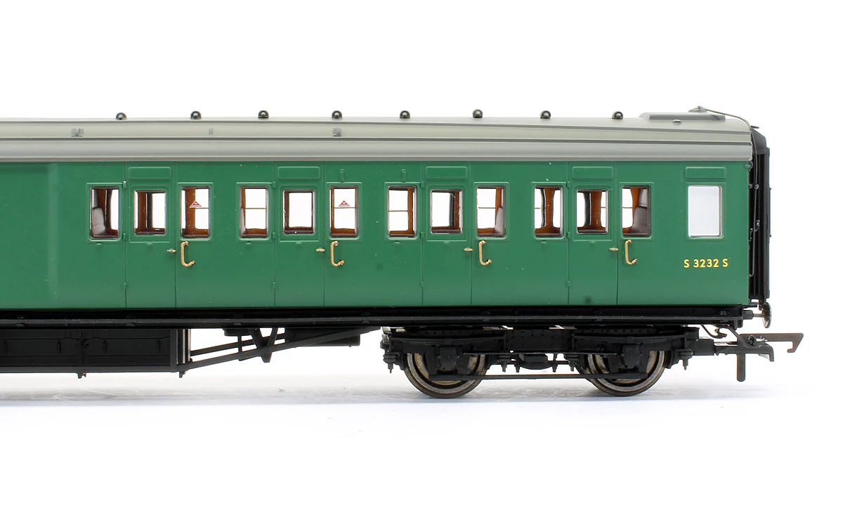 R4840 BR (Ex-SR) Maunsell 6 Compartment Brake 2nd Coach 'S 3232 S' - Image 3