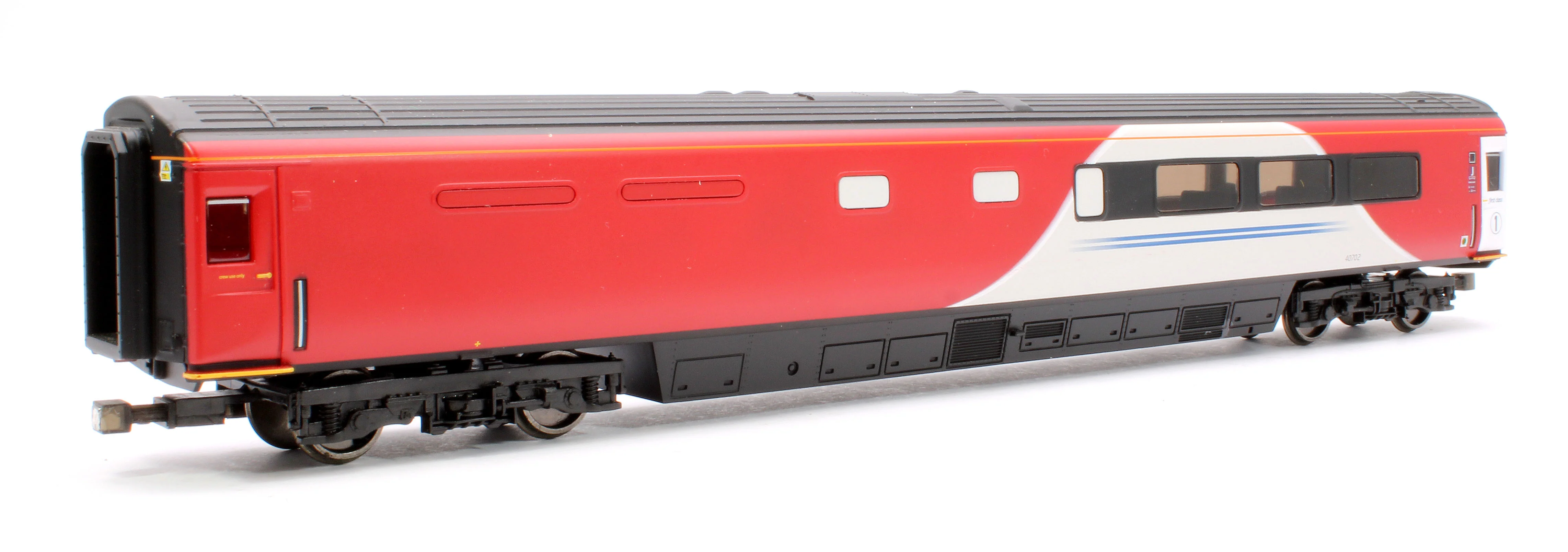 R4932B Pre-Owned Mk3 Buffet (TRFB) LNER Coach J No. 40702