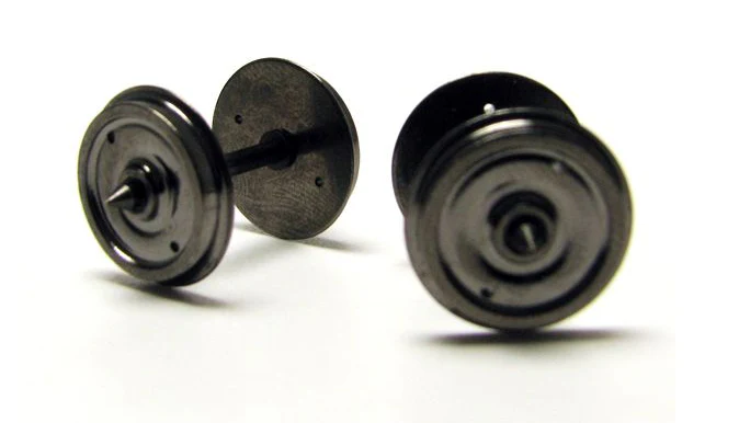R8264 14.1mm Coach Wheels - 2 hole (Pack 10)