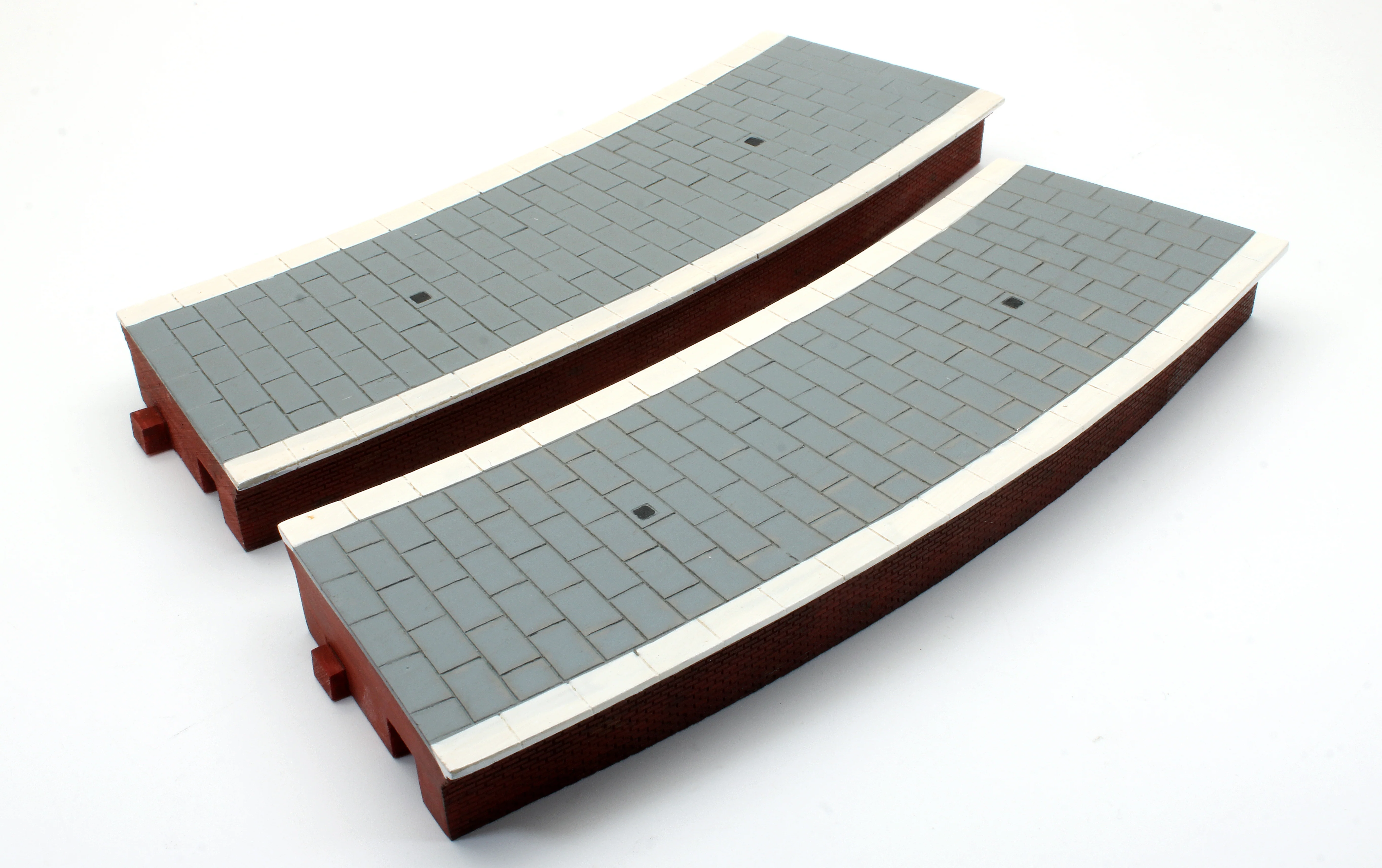 Pre-Owned R8643 Curved Platforms 2nd Radius
