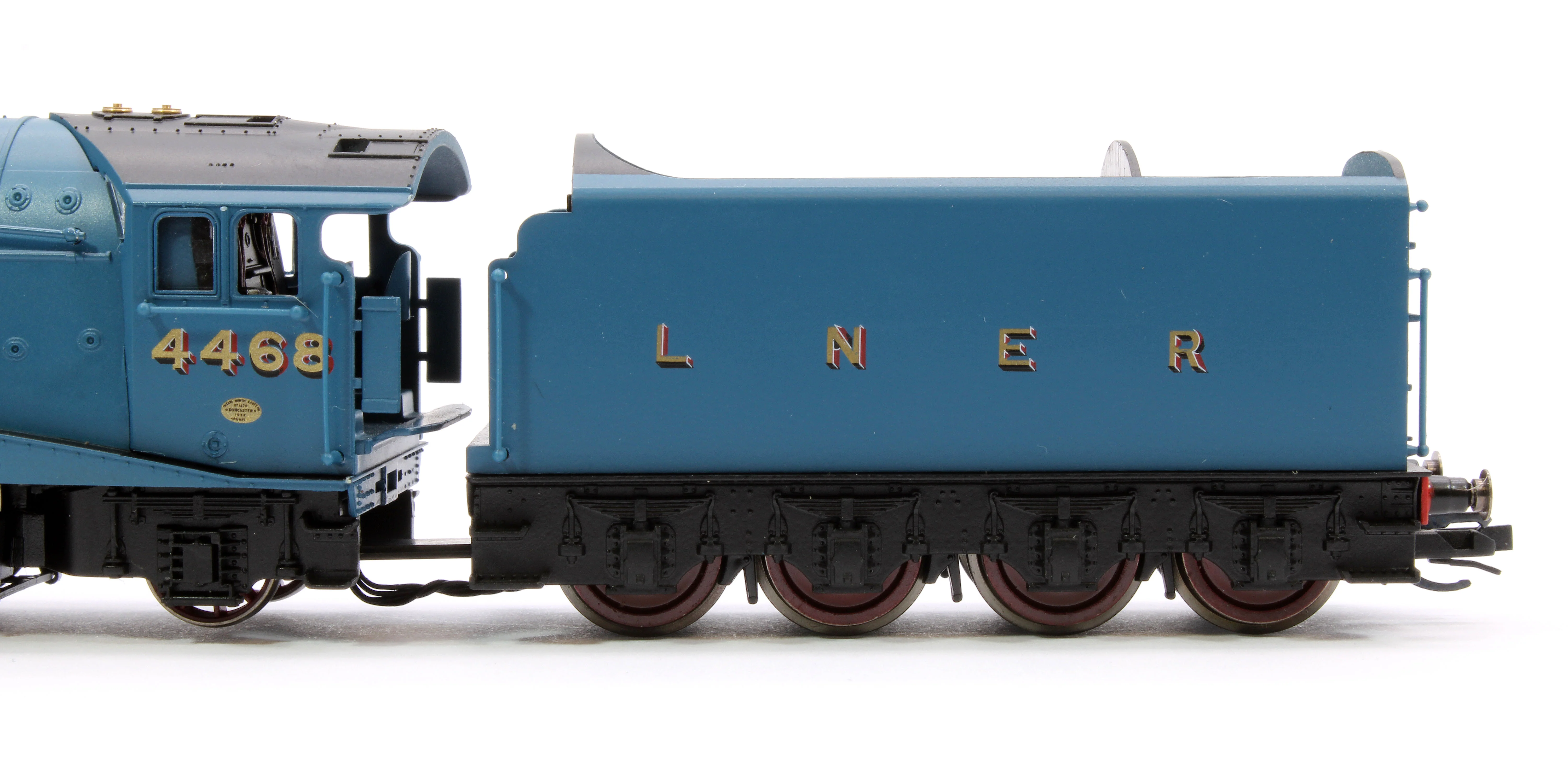 TT3007M LNER Class A4 4-6-2 4468 'Mallard' Steam Locomotive - Image 7