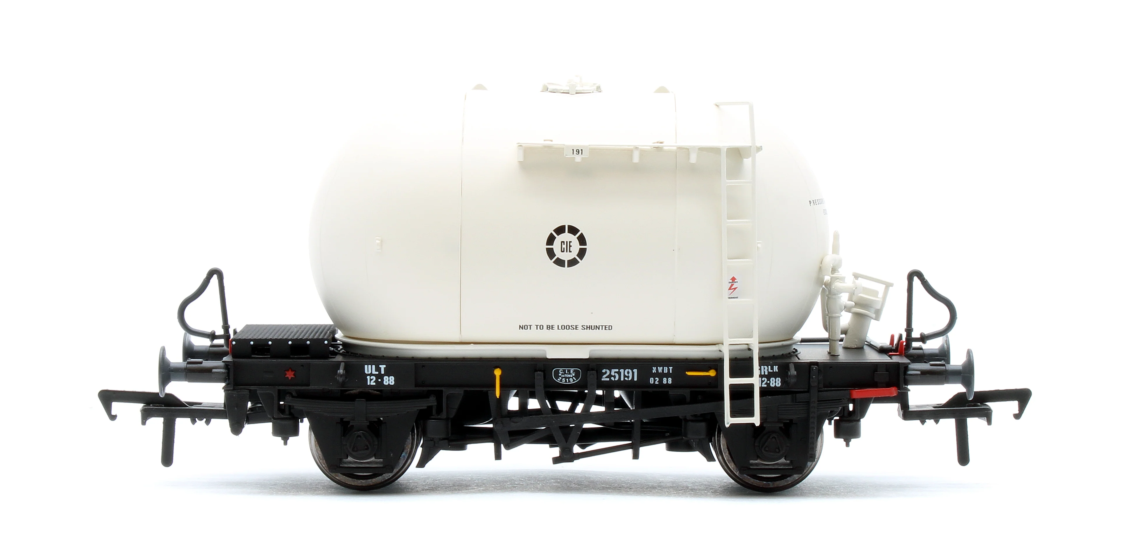IRM1195 CIE Bulk Cement Wagon - Ivory - Pack 1 - Image 7