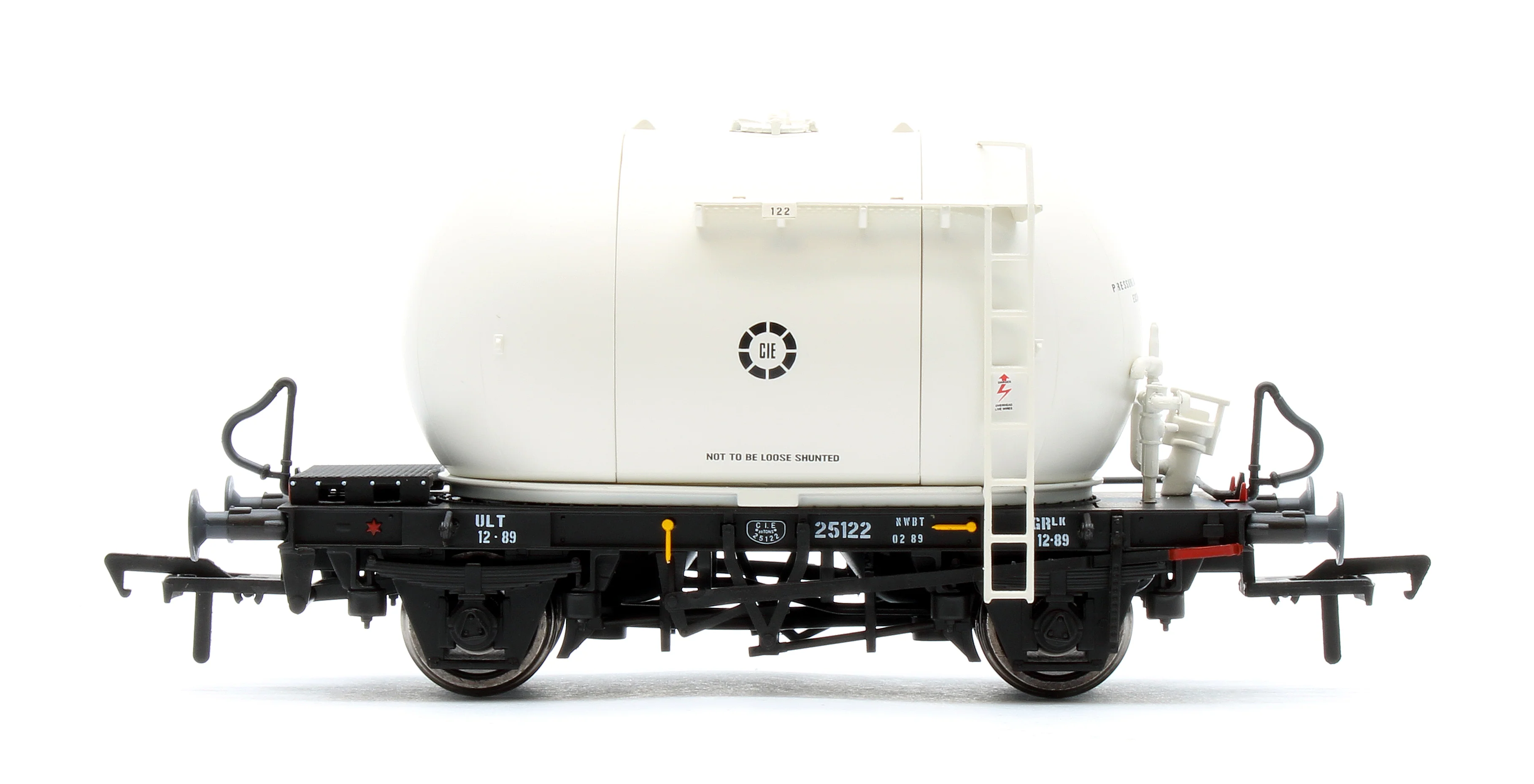 IRM1197 CIE Bulk Cement Wagon - Ivory - Pack 3 - Image 5