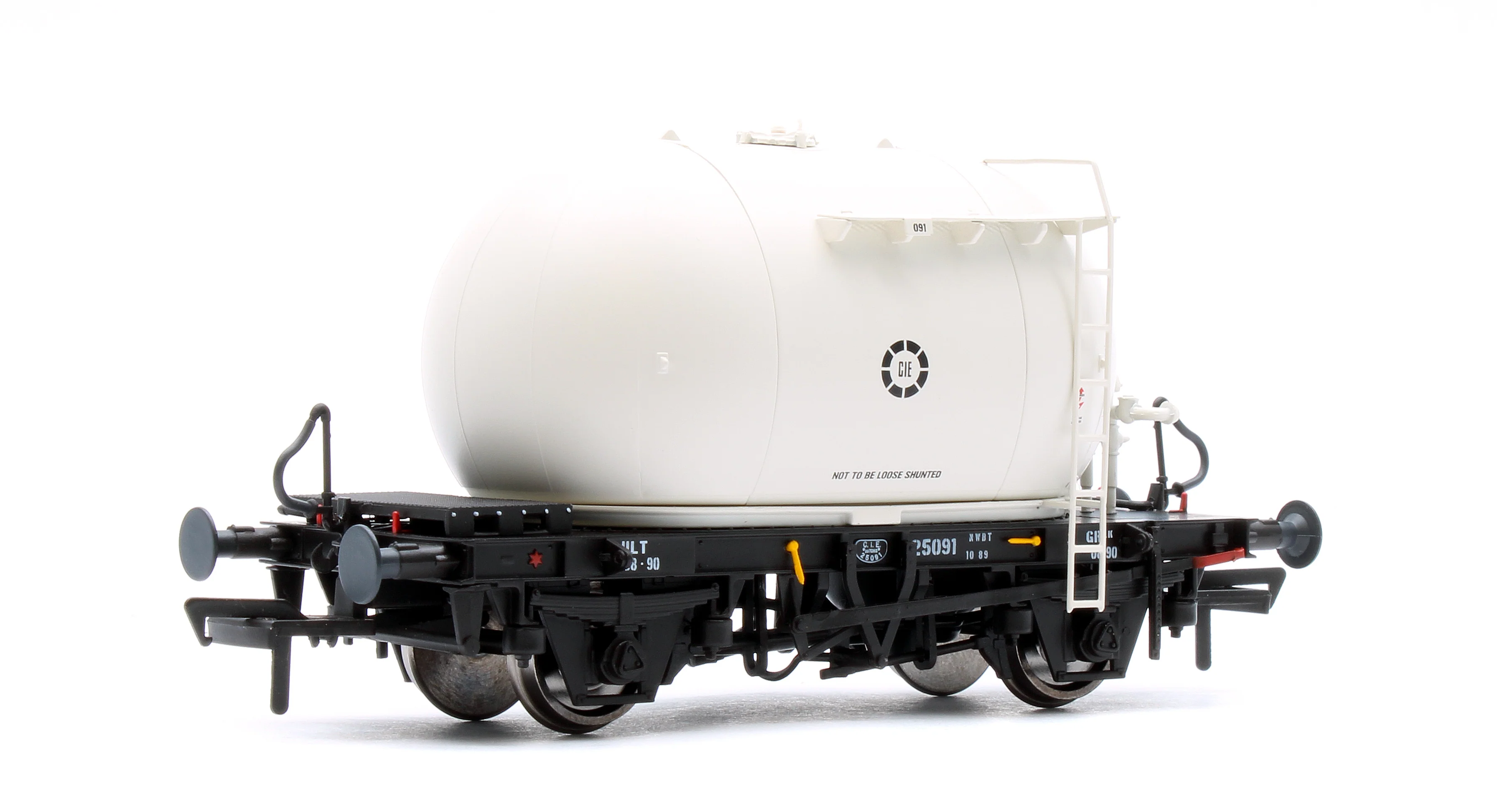 IRM1197 CIE Bulk Cement Wagon - Ivory - Pack 3 - Image 6
