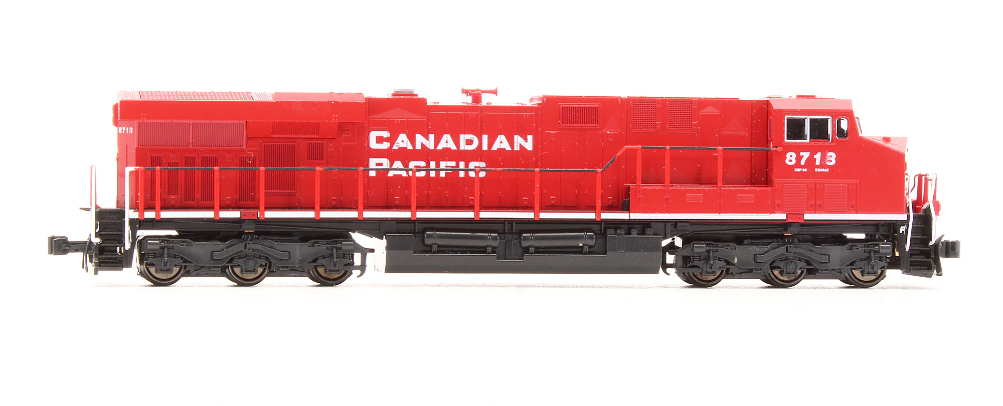 Pre-Owned 176-8904 ES44AC Diesel Locomotive Canadian Pacific - Road #8713 - Image 3